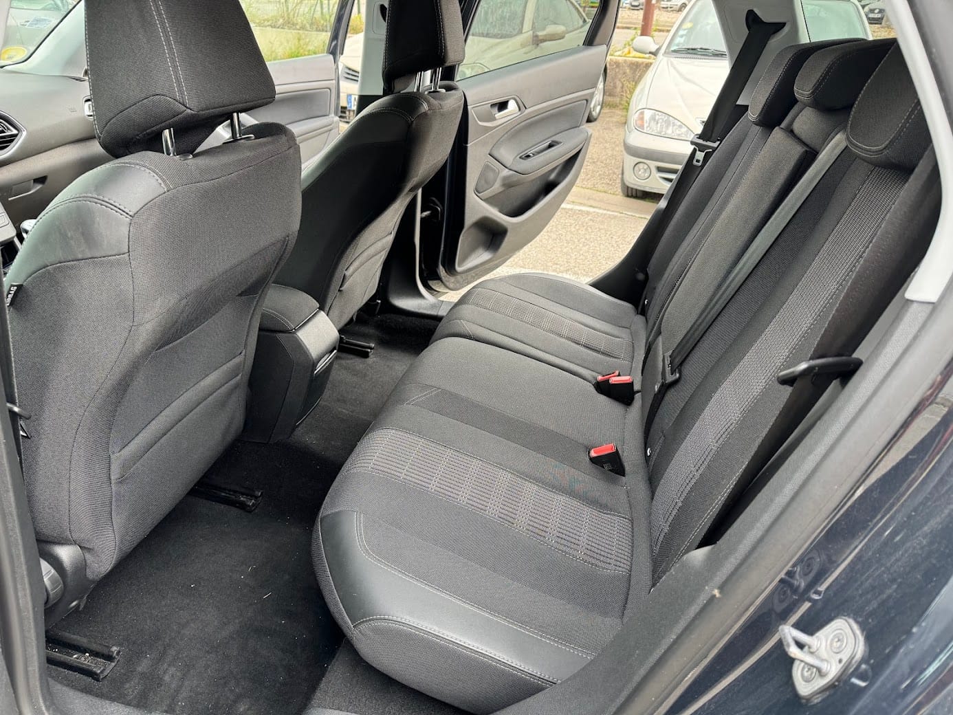 Peugeot 308 SW 1.5HDI 130CV *25010* FK979GD avec Entrée audio / iPod