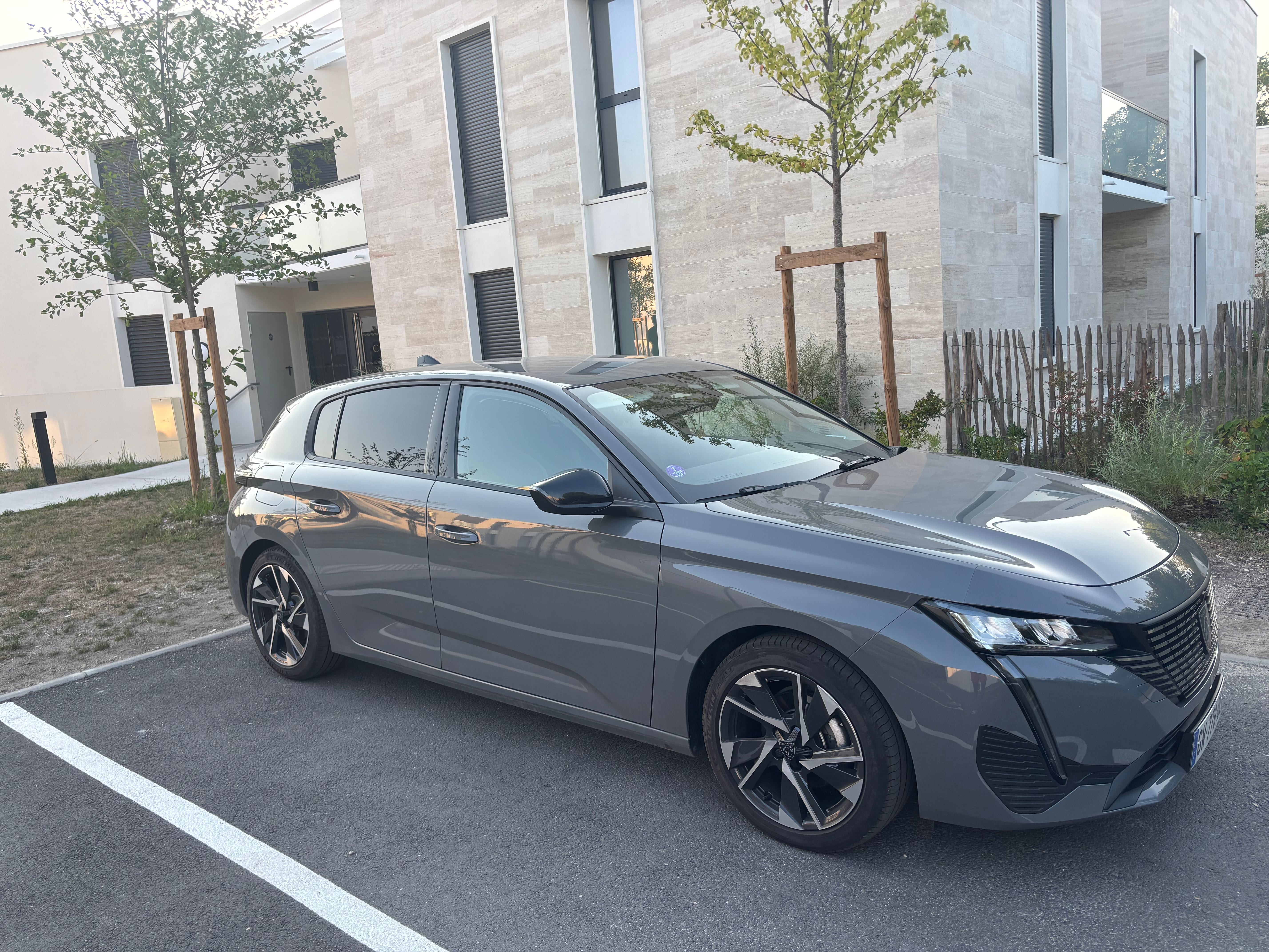 Peugeot 308, 2024, Essence 95, automatique