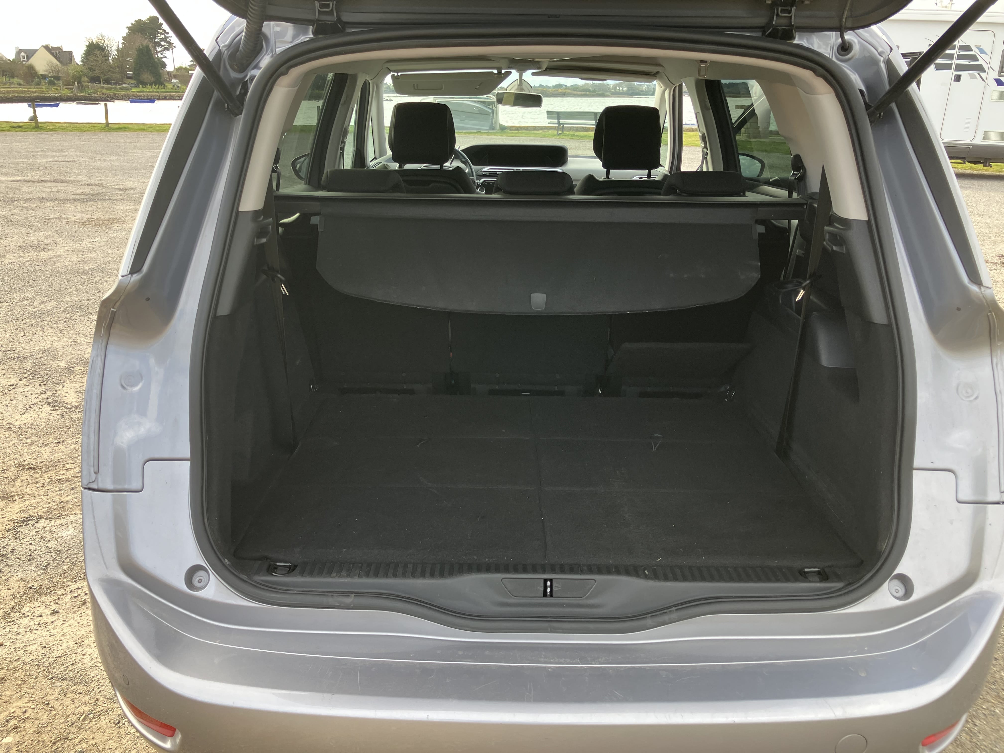 Citroen C4 Grand Spacetourer avec Siège bébé