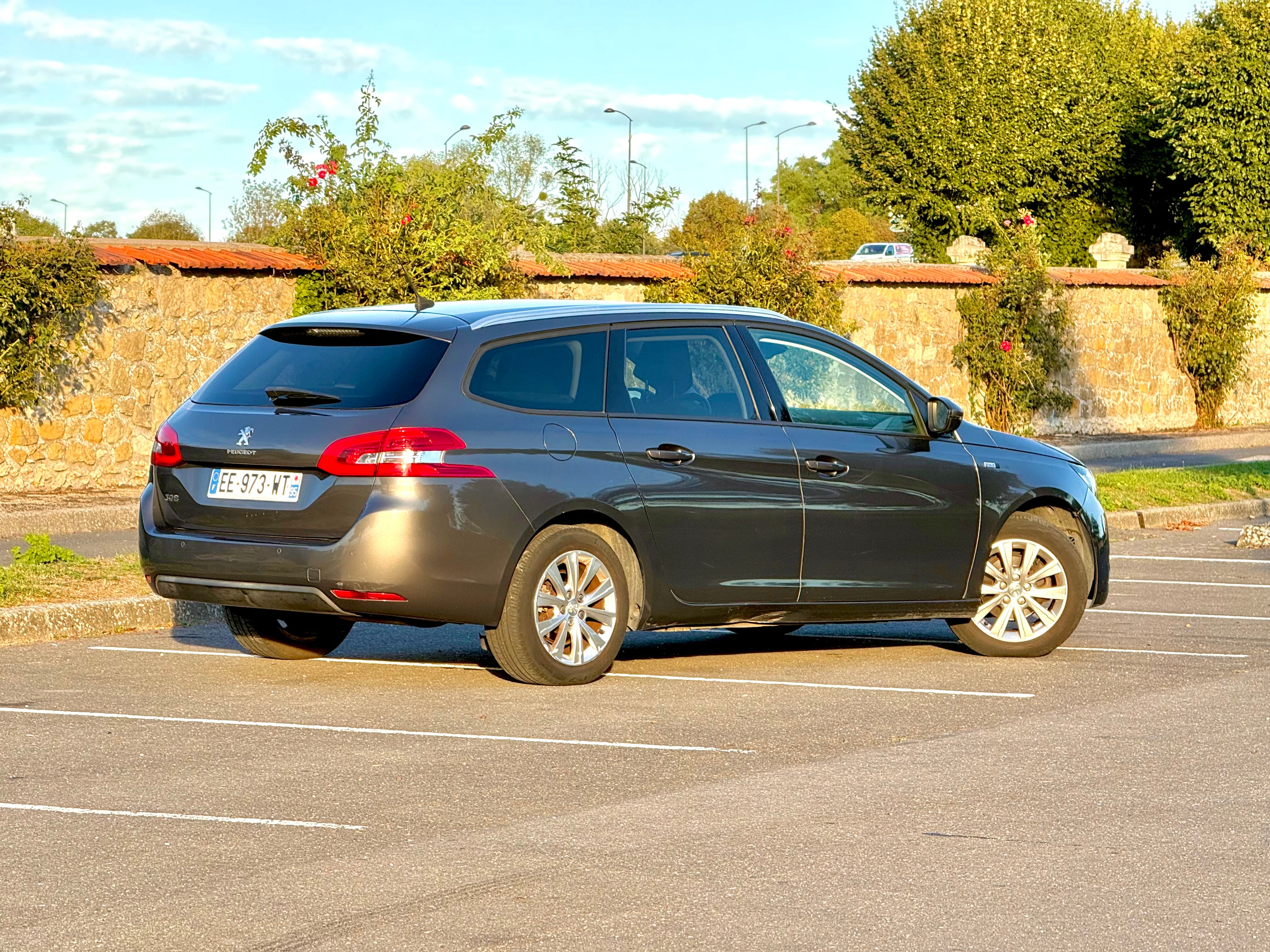Peugeot 308 SW avec GPS