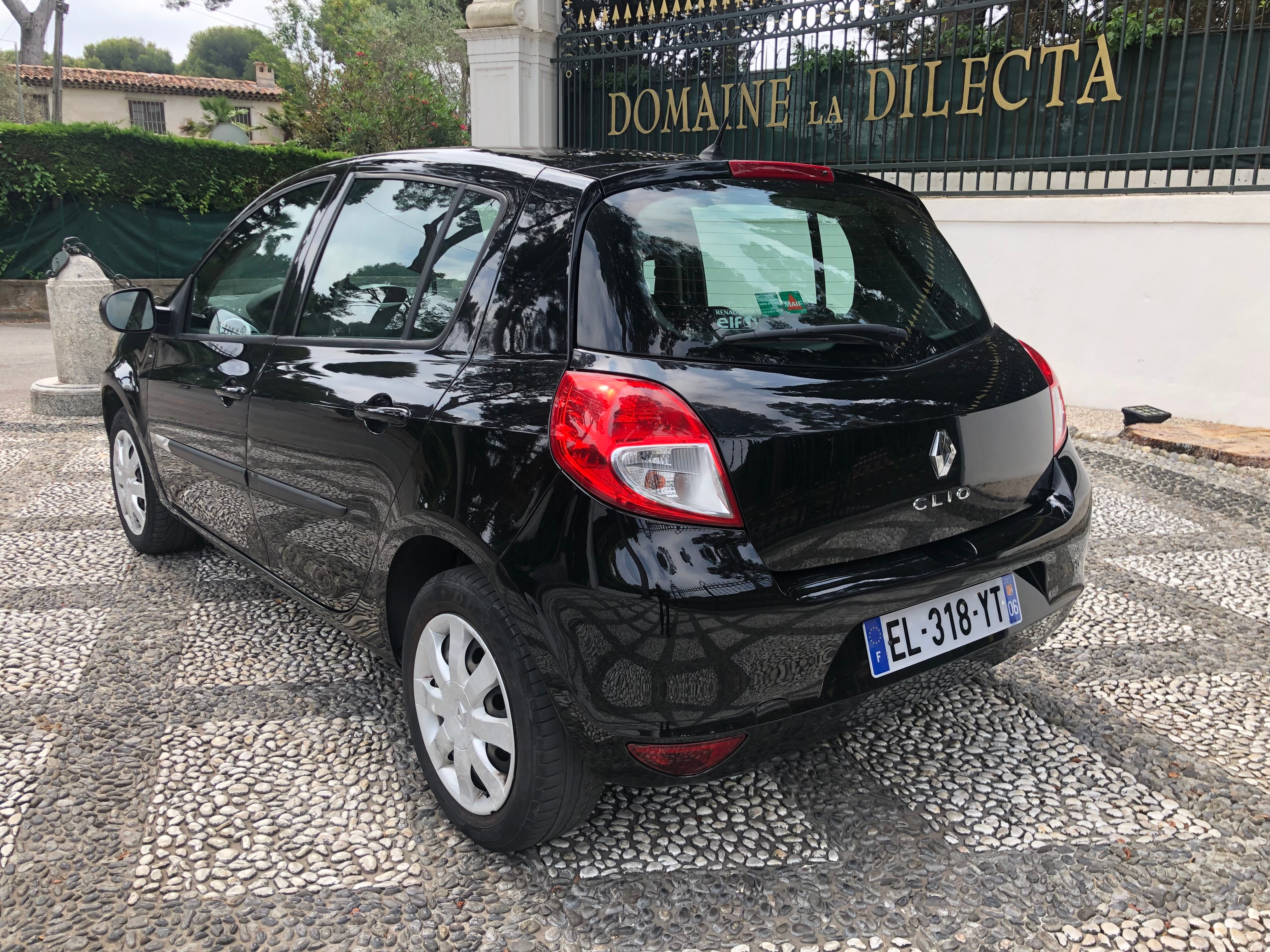 Renault Clio 1.2 16v eco2 Clim 75ch avec Entrée audio / iPod