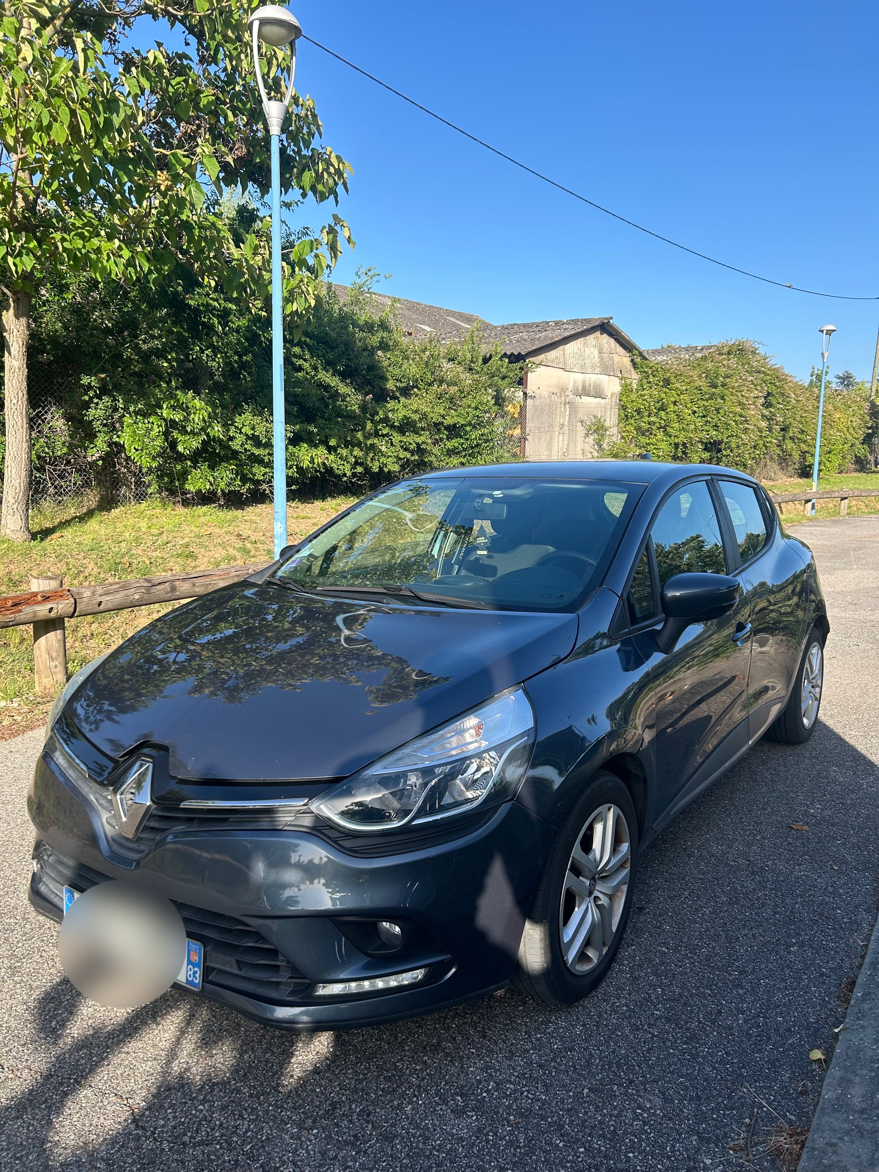 Renault Clio avec Climatisation