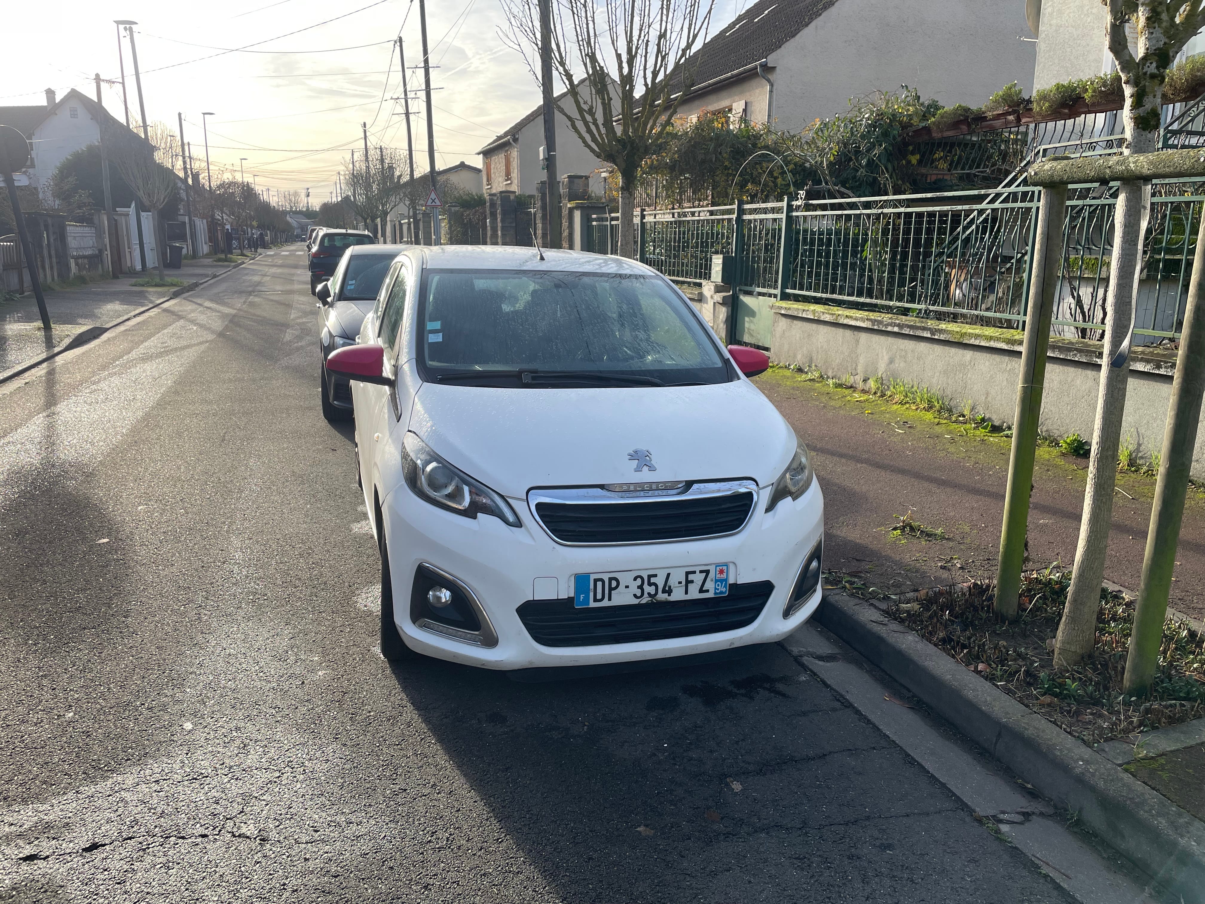 Peugeot 108, 2016, Essence 98
