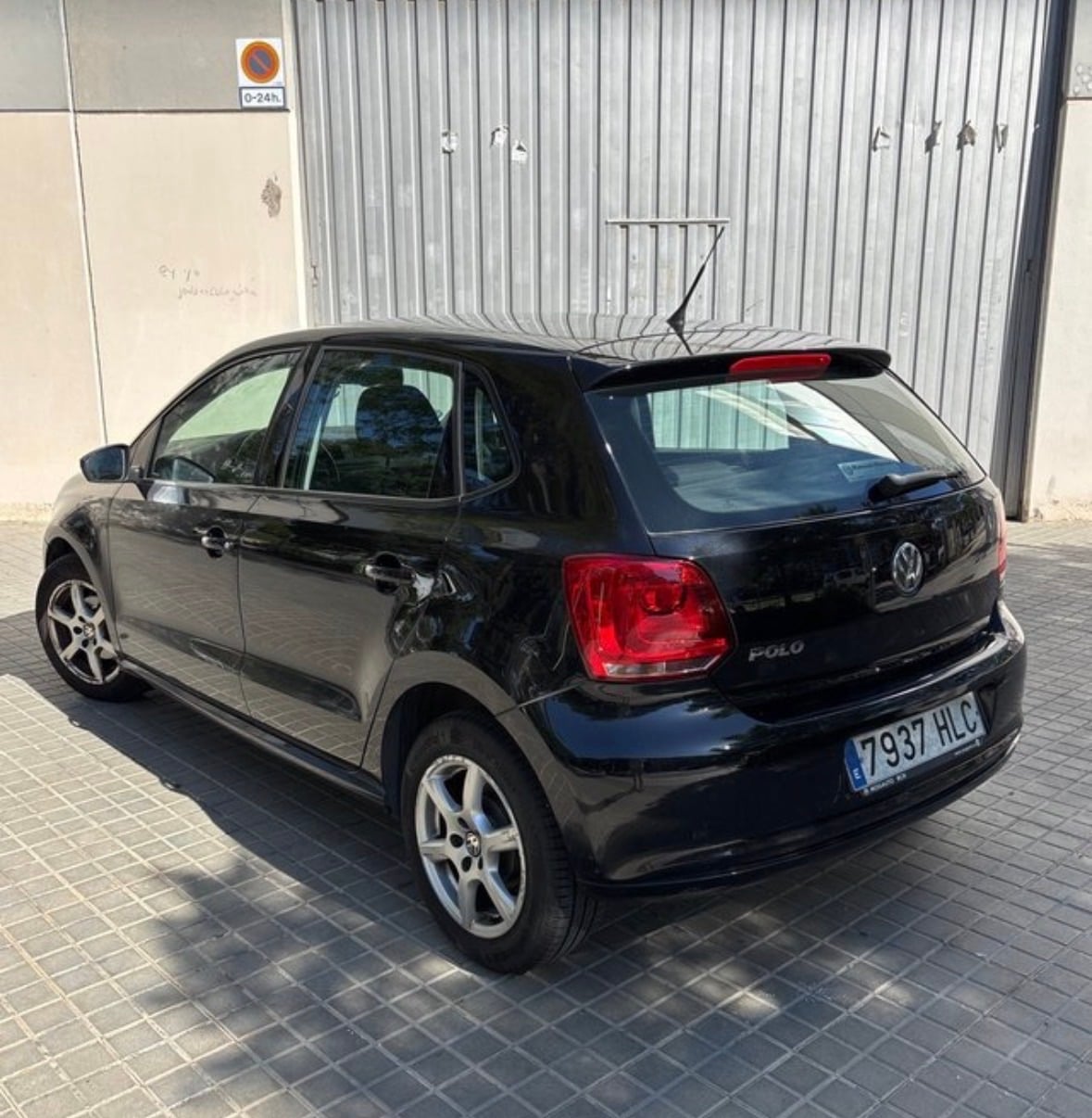 Volkswagen Polo 1.2 with Cruise control
