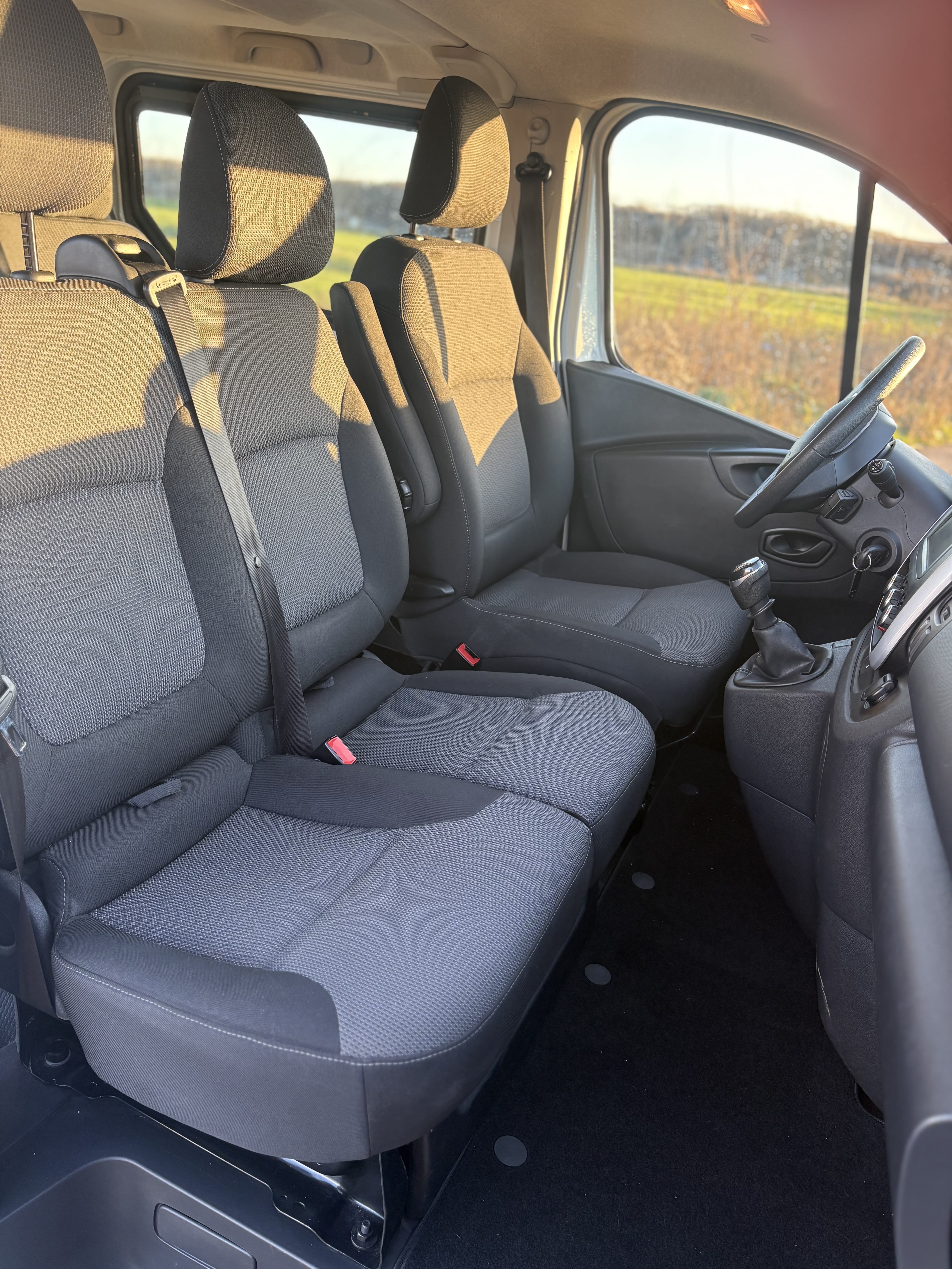 Renault Trafic Passenger 2.0 dci avec Siège bébé