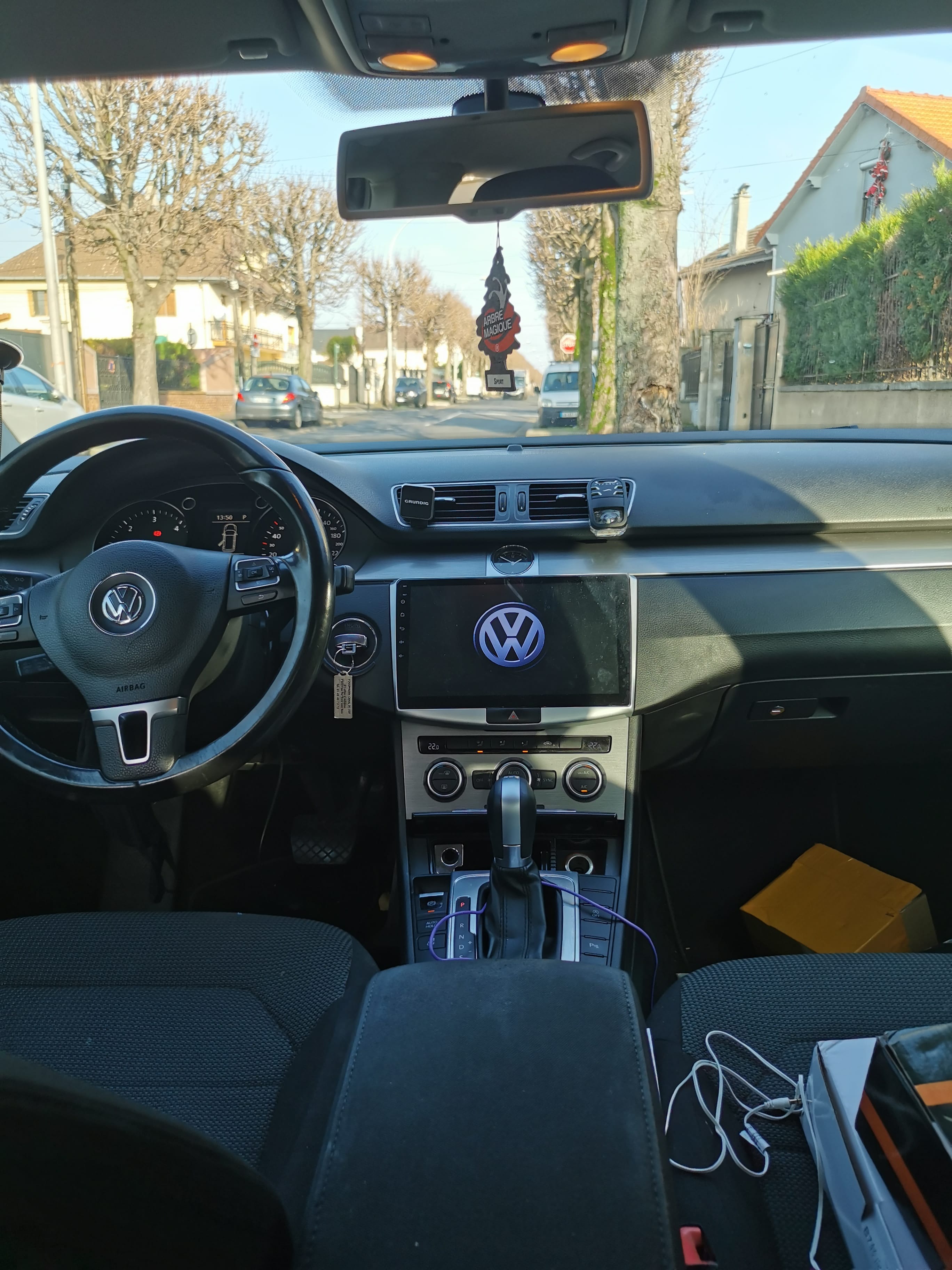 Volkswagen Passat avec GPS