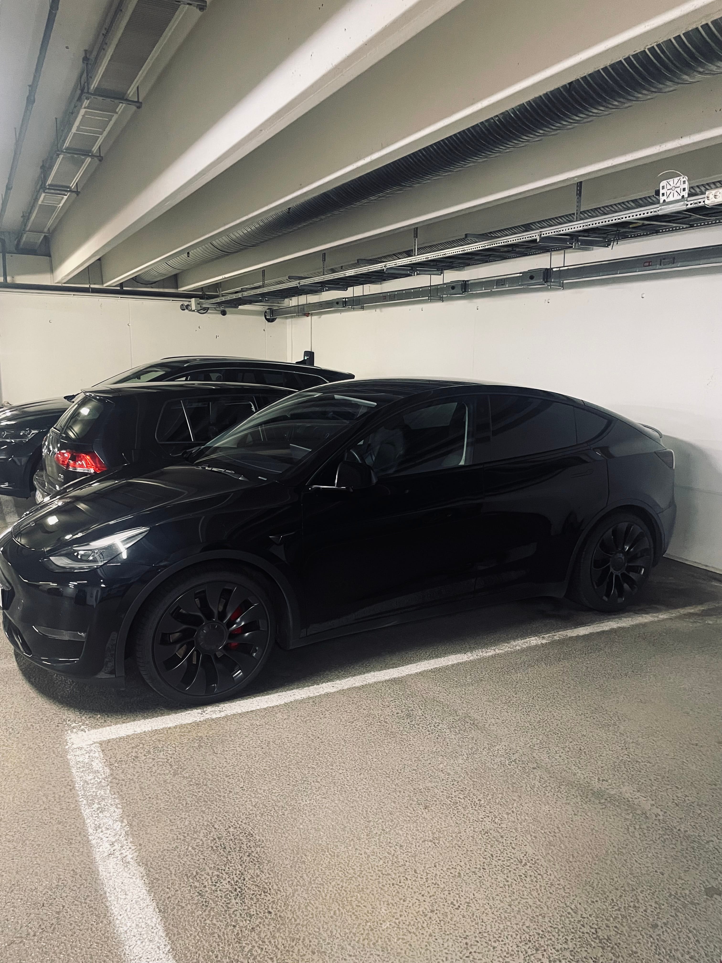 Tesla Model Y Performance with Air conditioning