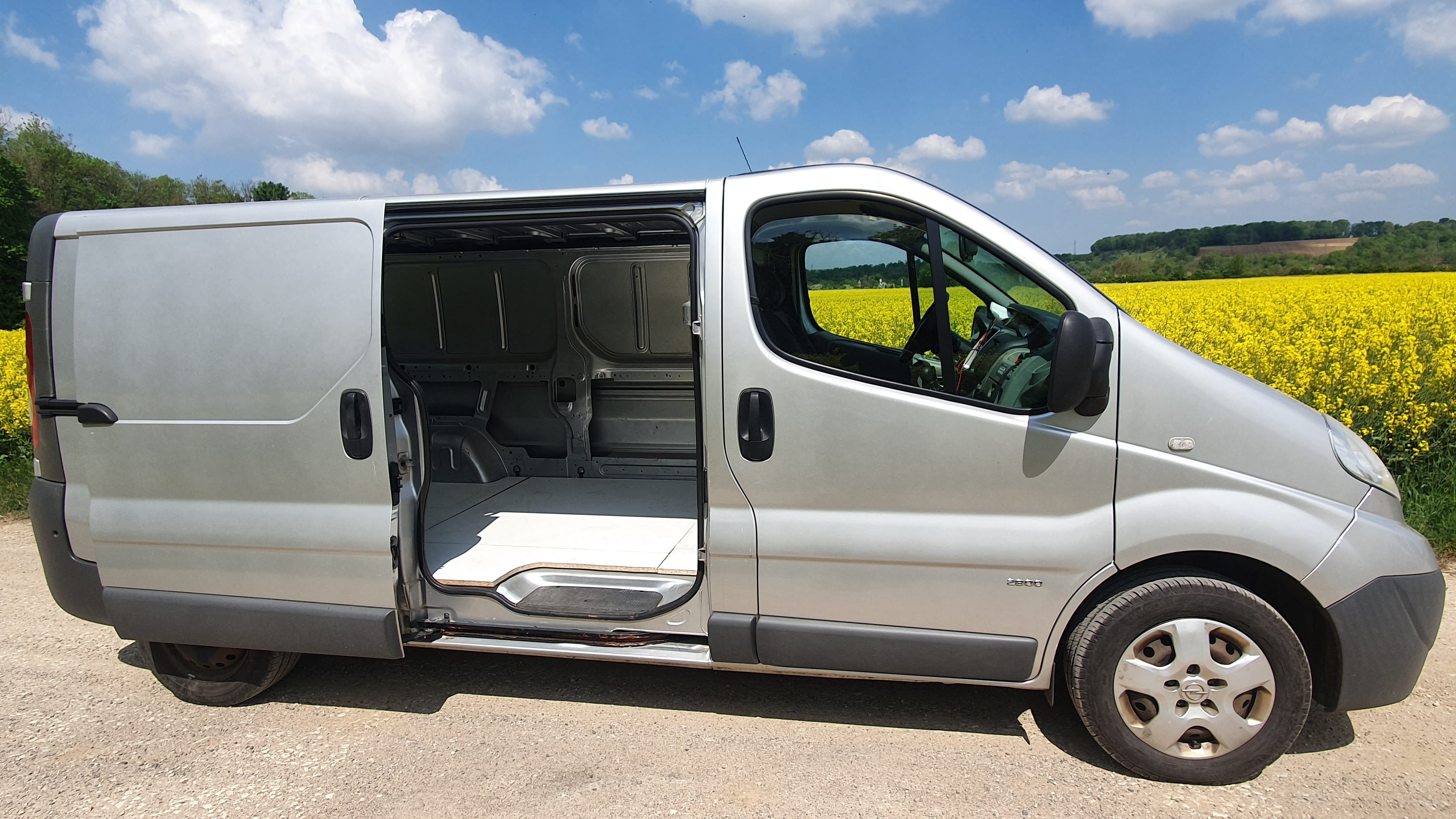 Opel Vivaro Version Rallongée + Regulateur de vitesse + Caméra de Recul