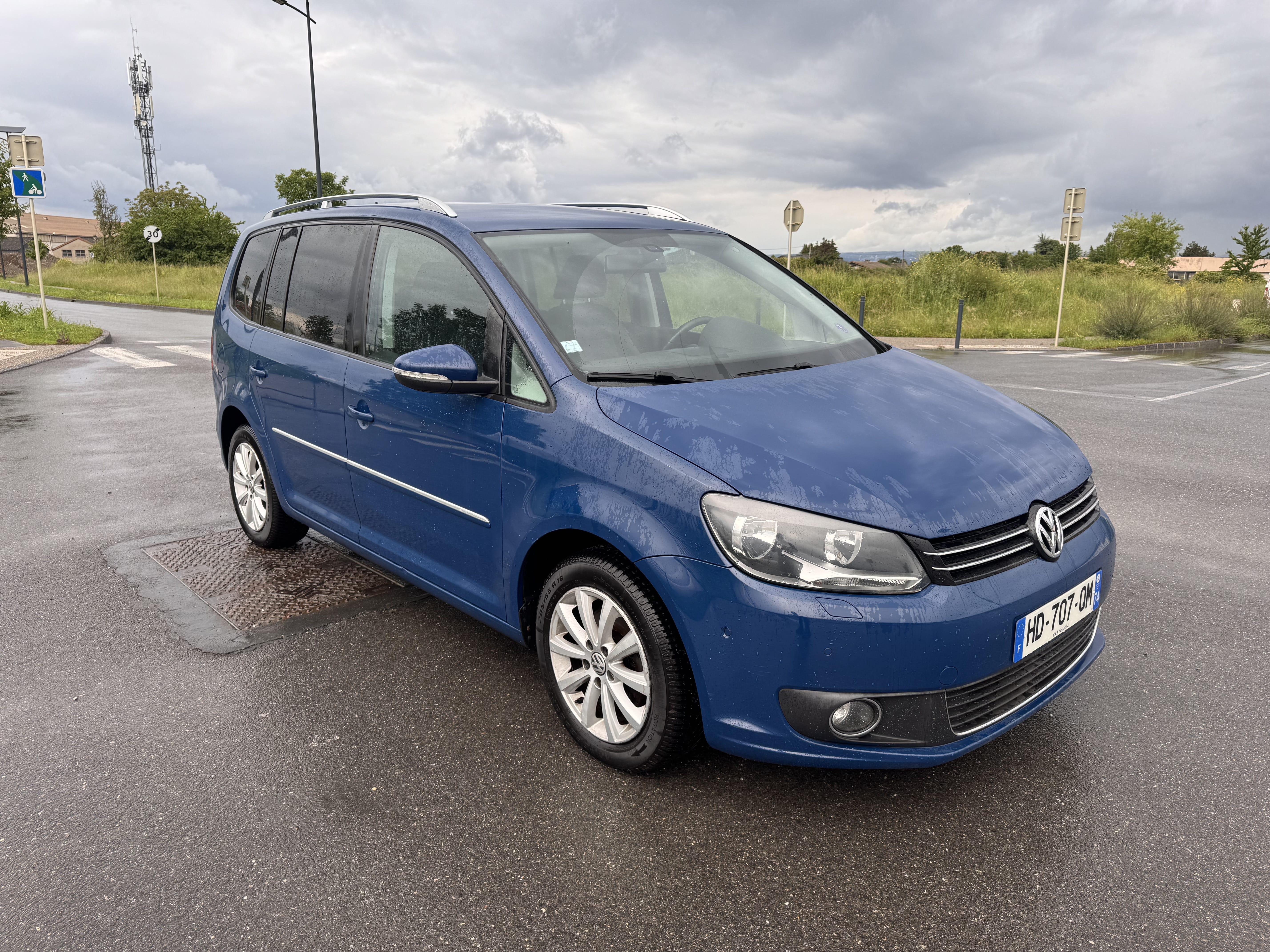 Volkswagen Touran avec Climatisation