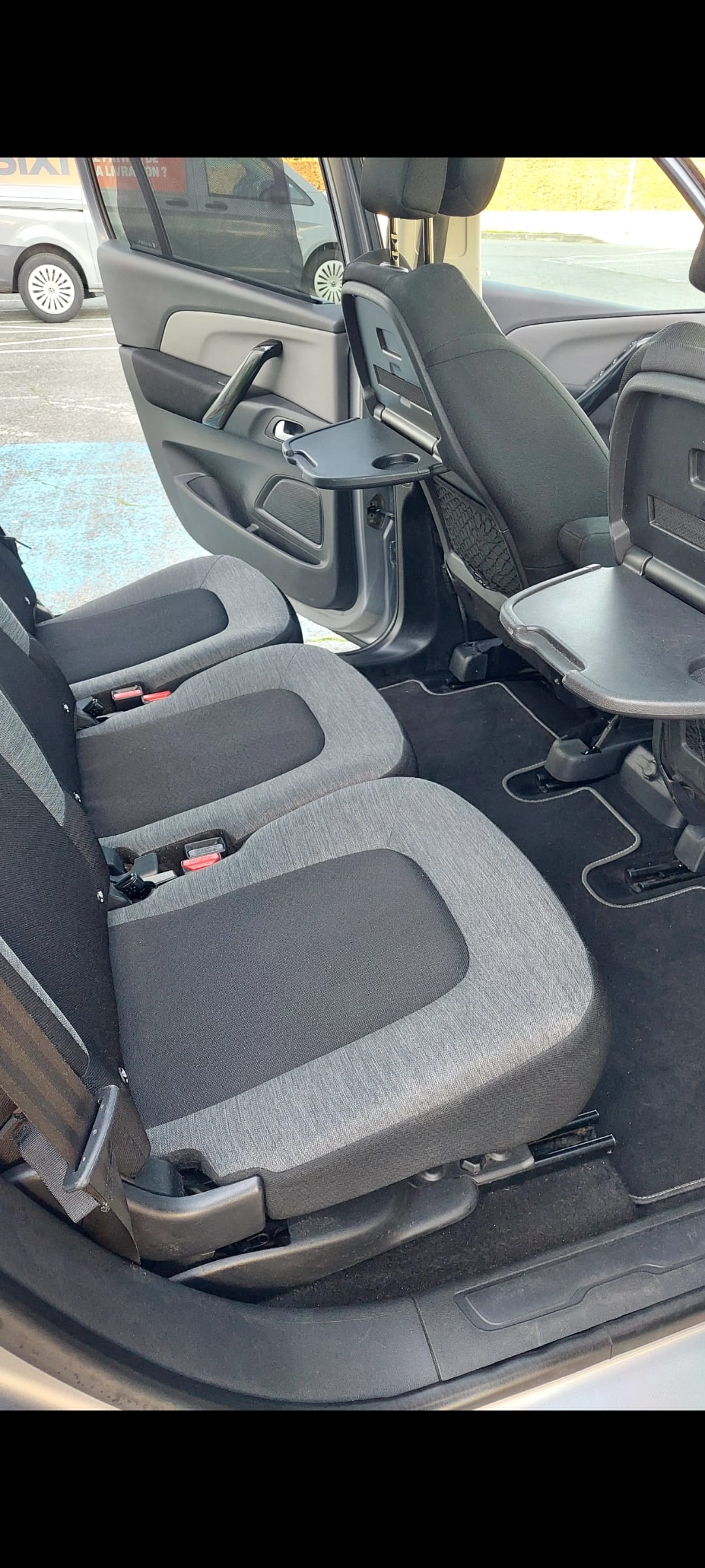 Citroen C4 Grand Picasso mit Rückfahrkamera