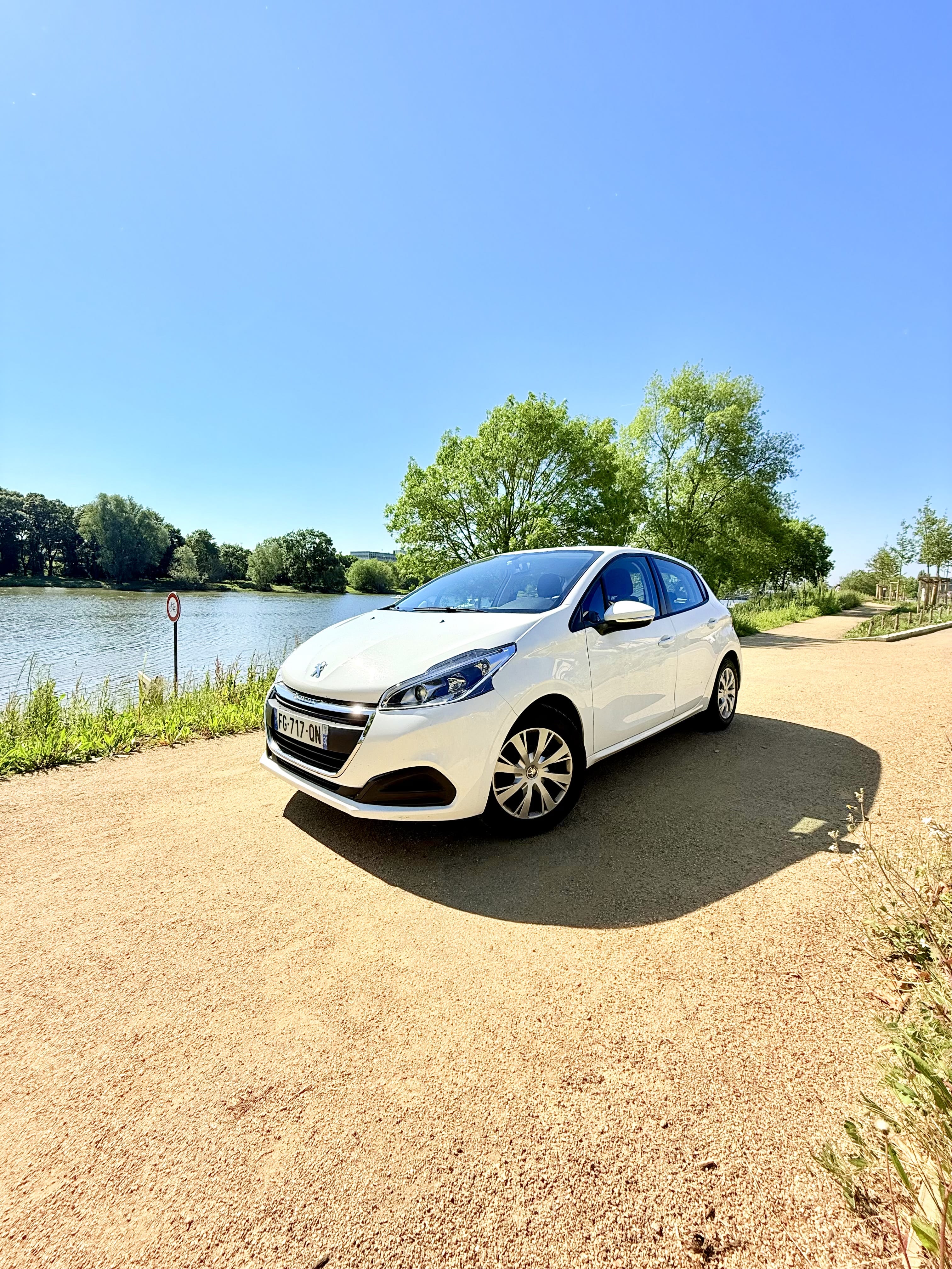 Peugeot 208, 2019, Essence 95
