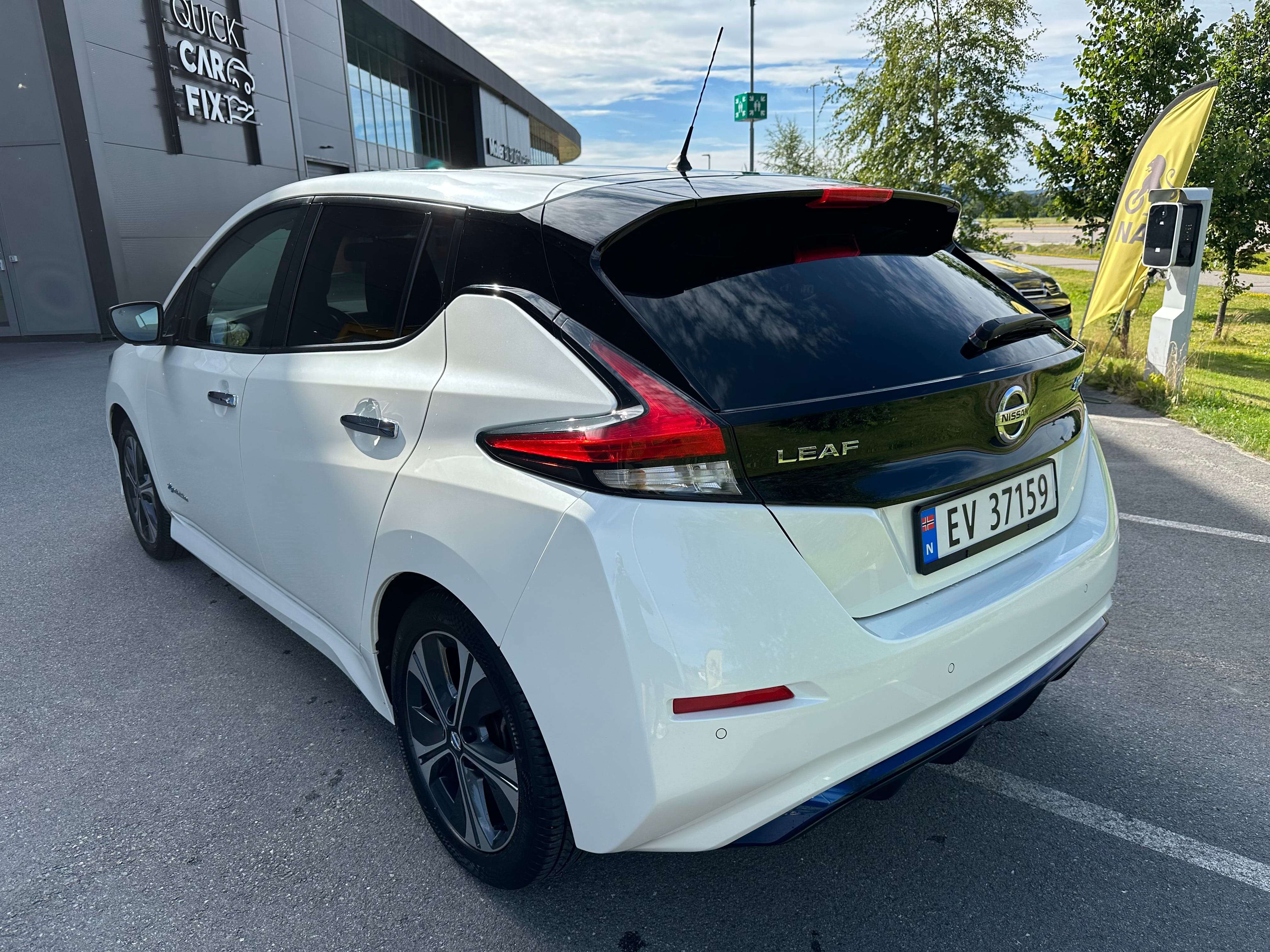 Nissan Leaf Tekna 40kWh med Ryggekamera