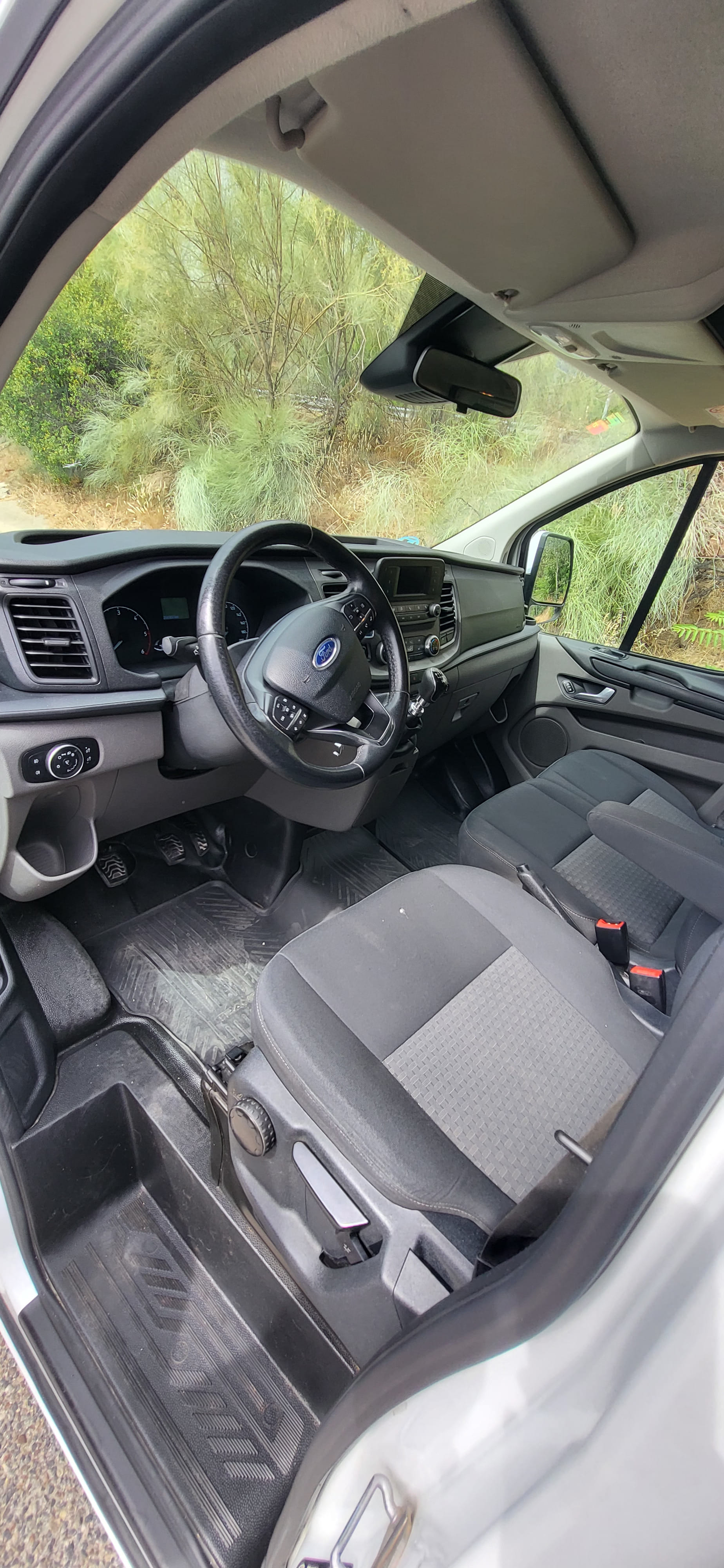 Ford Transit Custom Kombi 2.0 130CV con Accesible silla de ruedas