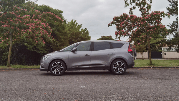 Renault Grand Scenic 7 Places - Gris avec Climatisation
