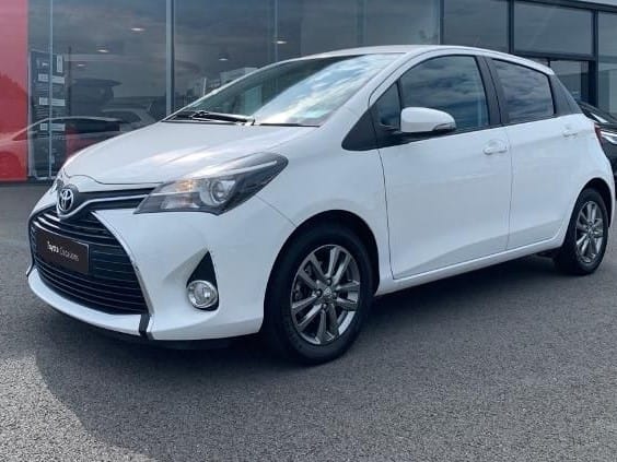 Toyota Yaris VVTI Dynamic, essence E95, caméra de recul, limitateur de vitesse, climatisation, 2016, Essence 95