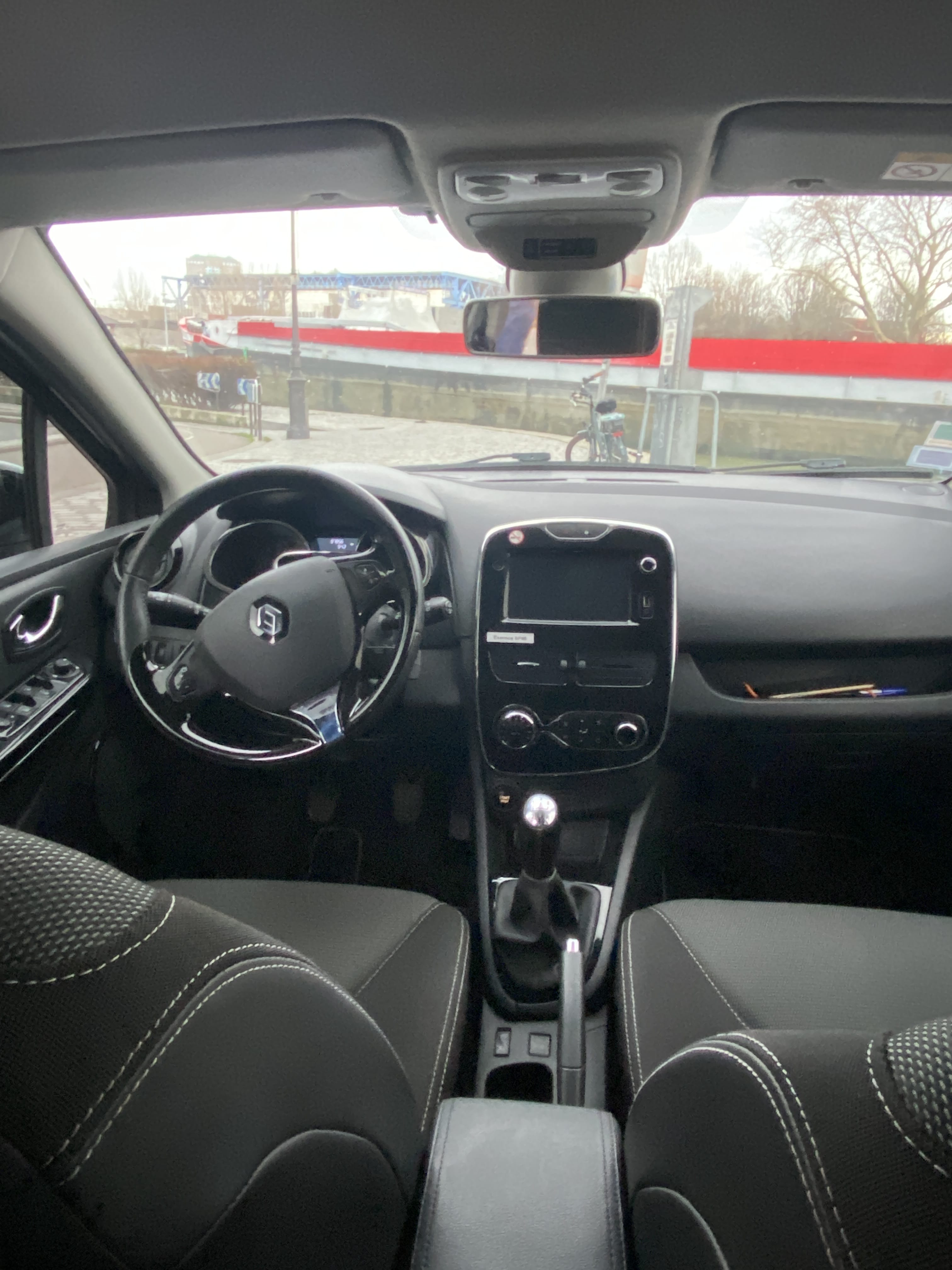 Renault Clio avec Régulateur de vitesse
