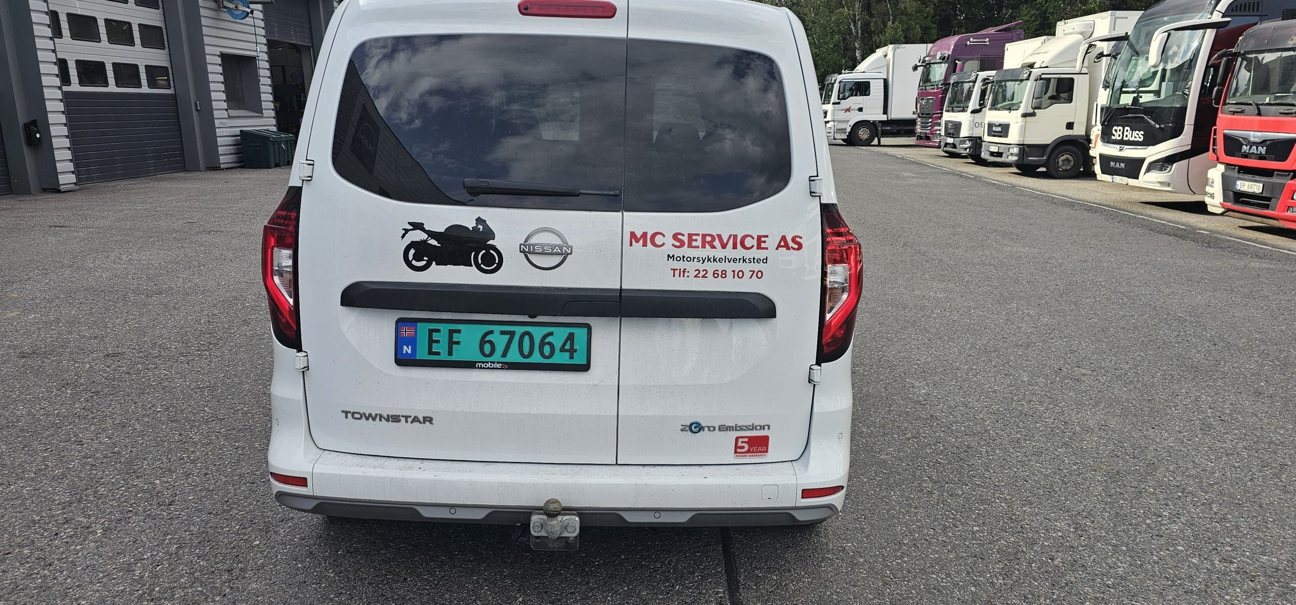 Nissan Townstar EV Combi med Apple CarPlay