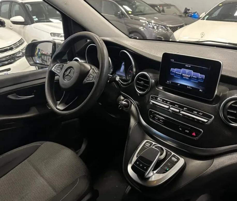 Mercedes-Benz Classe V 220d avec Régulateur de vitesse