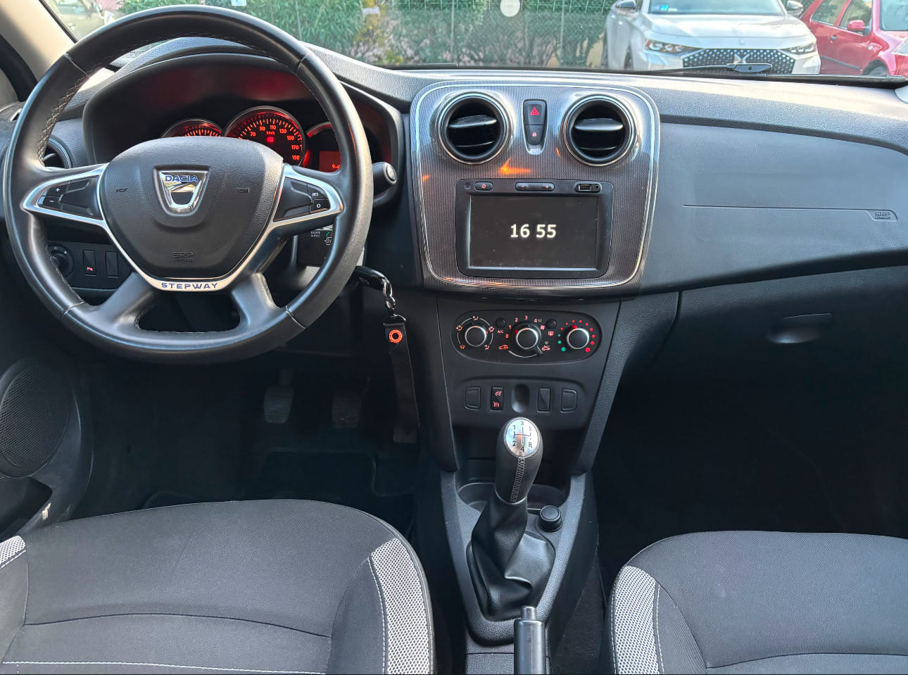 Dacia Sandero avec GPS