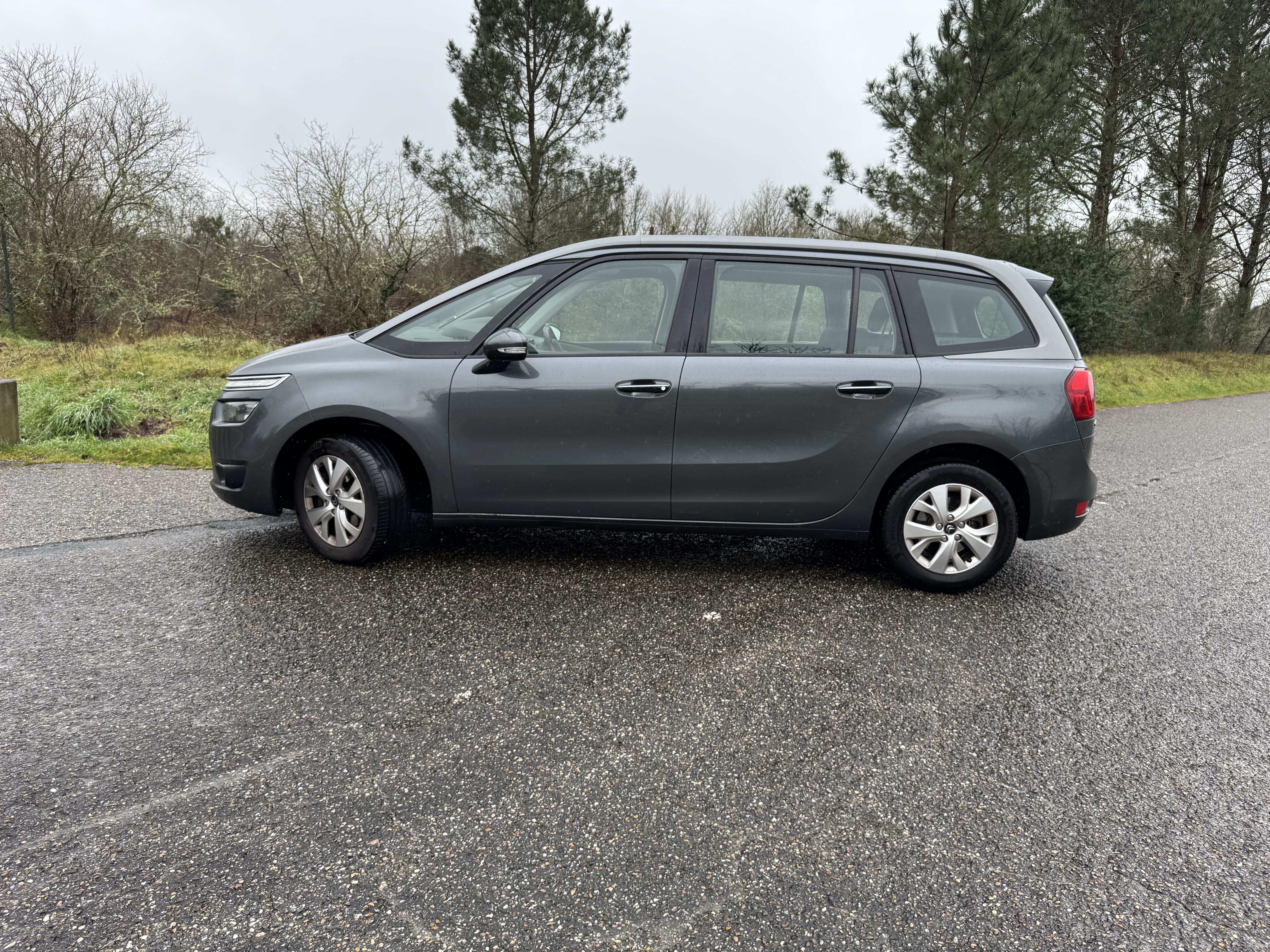 Citroen C4 Grand Picasso avec Climatisation