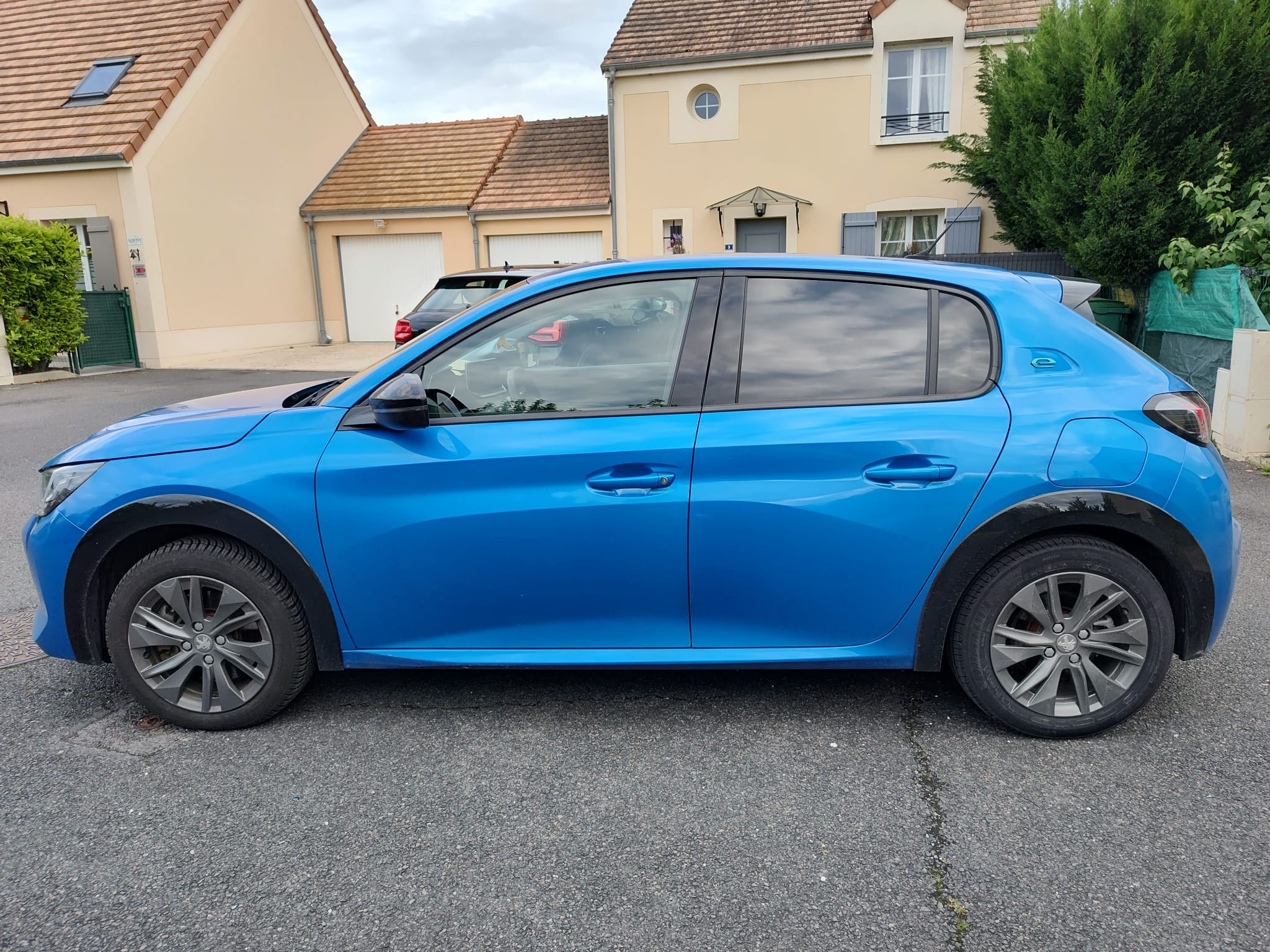 Peugeot 208 avec Climatisation