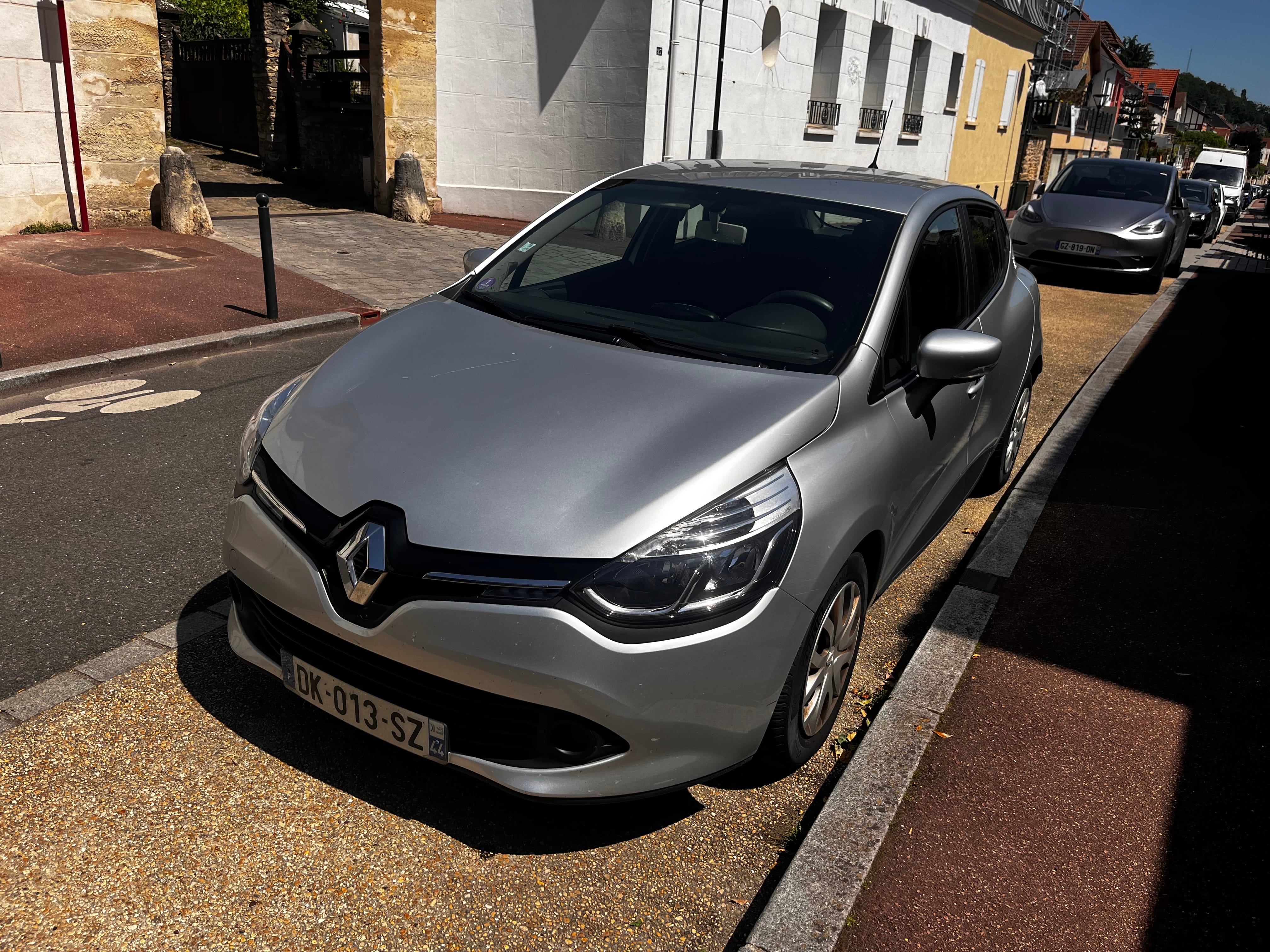 Renault Clio, 2014, Essence 98