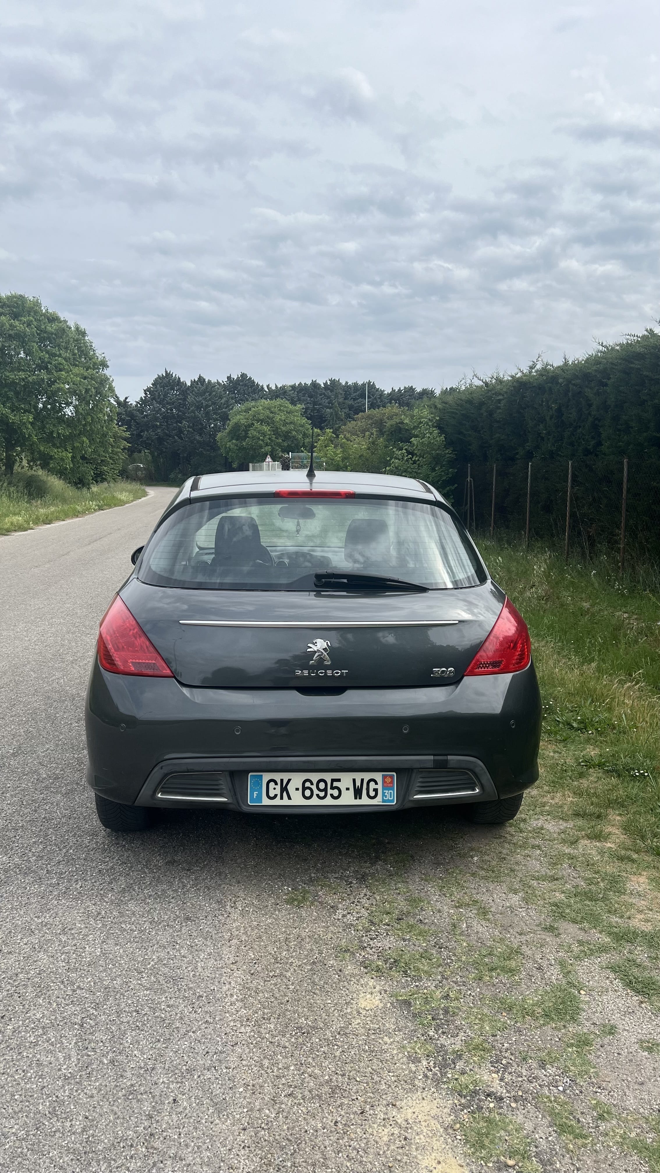 Peugeot 308 with Air conditioning