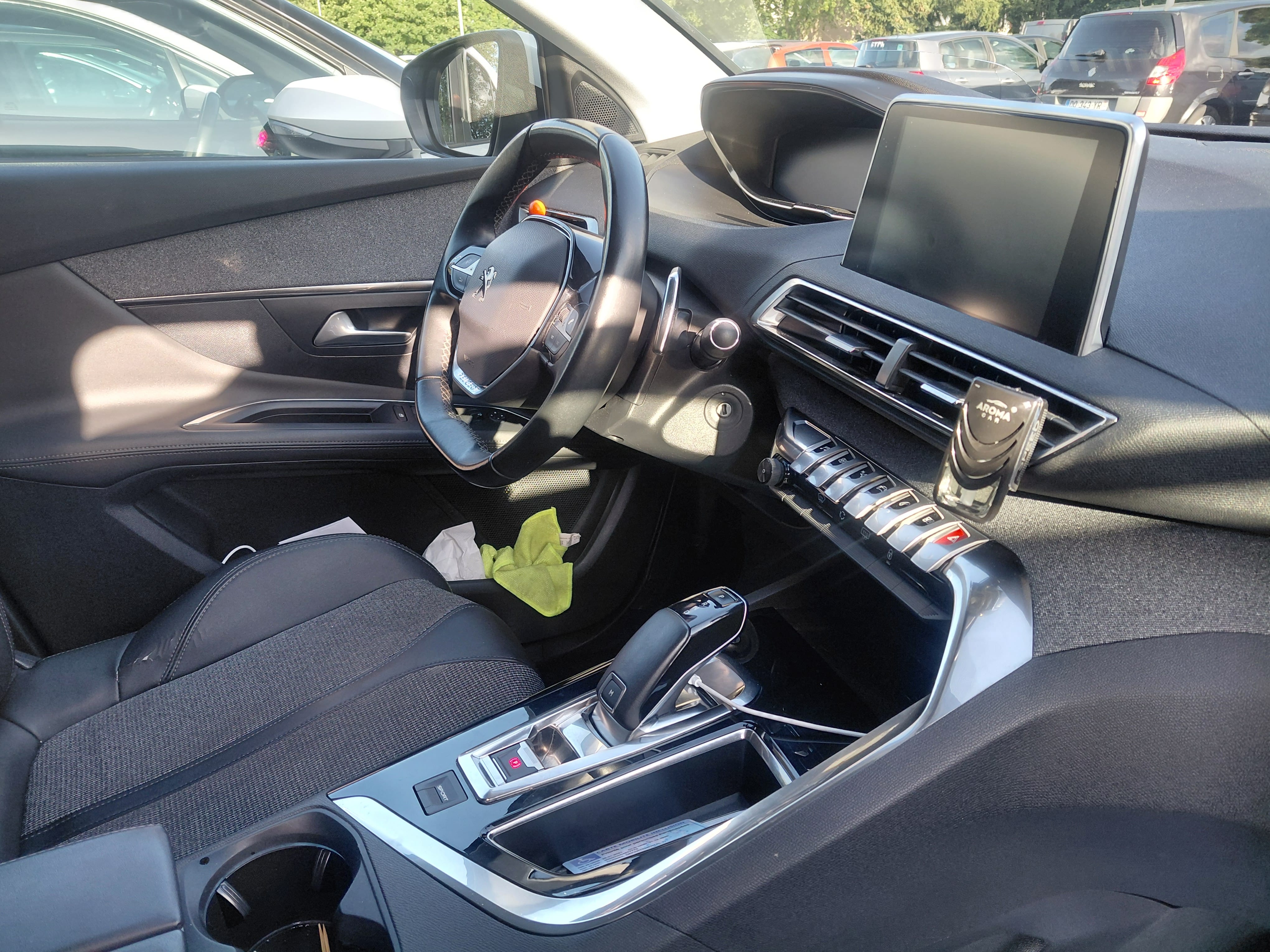 Peugeot 3008 avec GPS