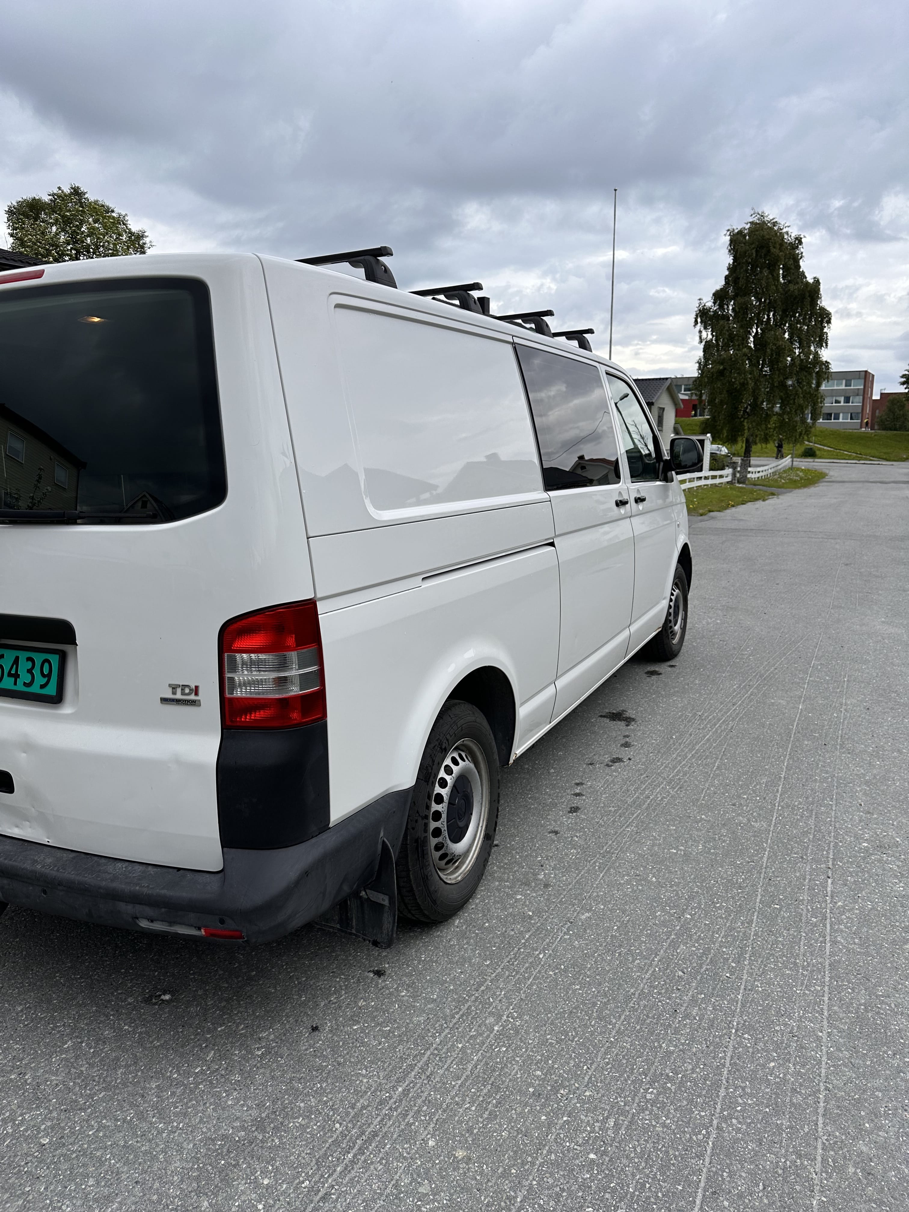 Volkswagen Transporter 2,0 140HK(lang transporter4x4) met Bluetooth audio