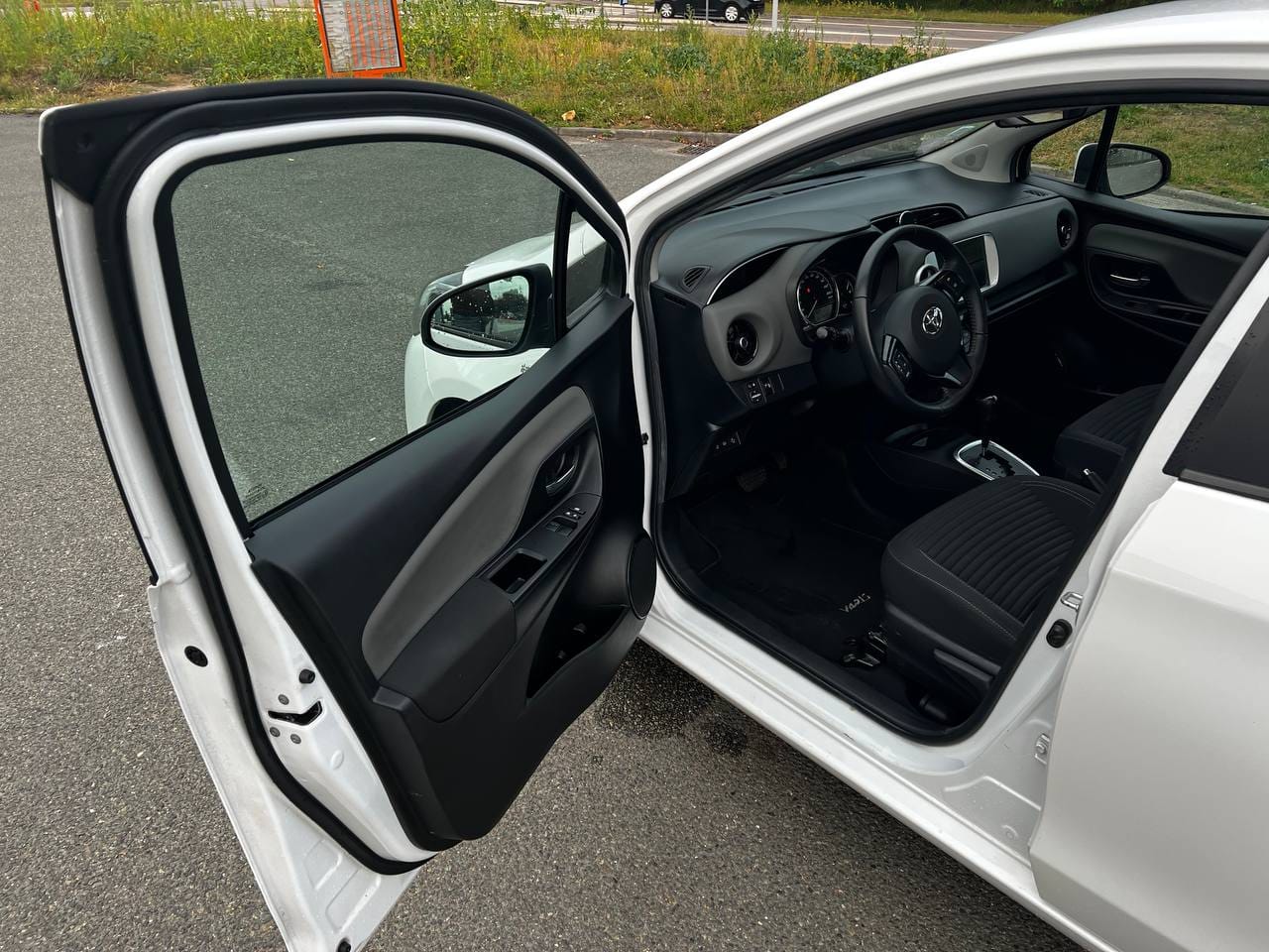 Toyota Yaris Hybride avec Audio Bluetooth