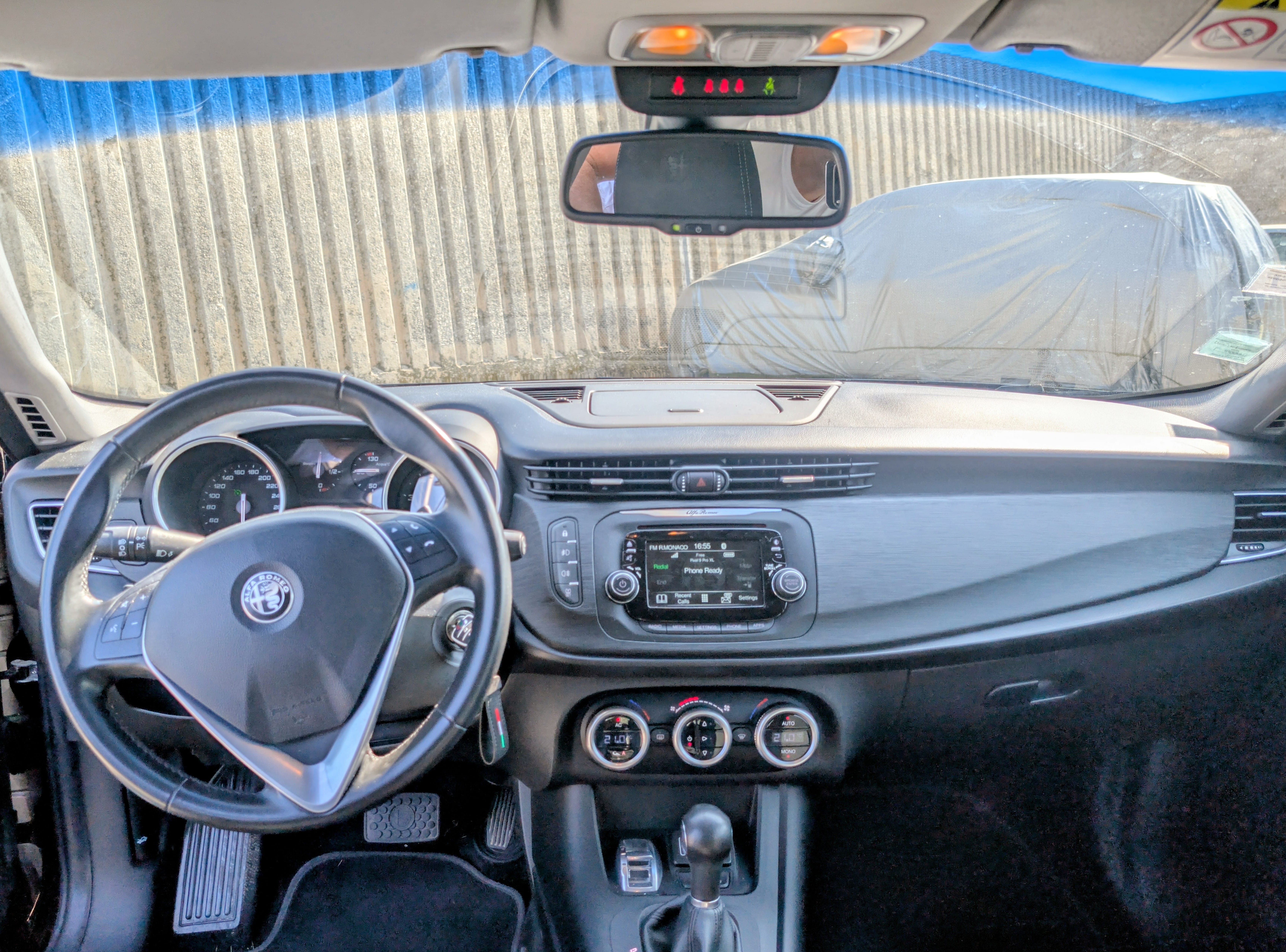 Alfa-Romeo Giulietta avec Siège bébé
