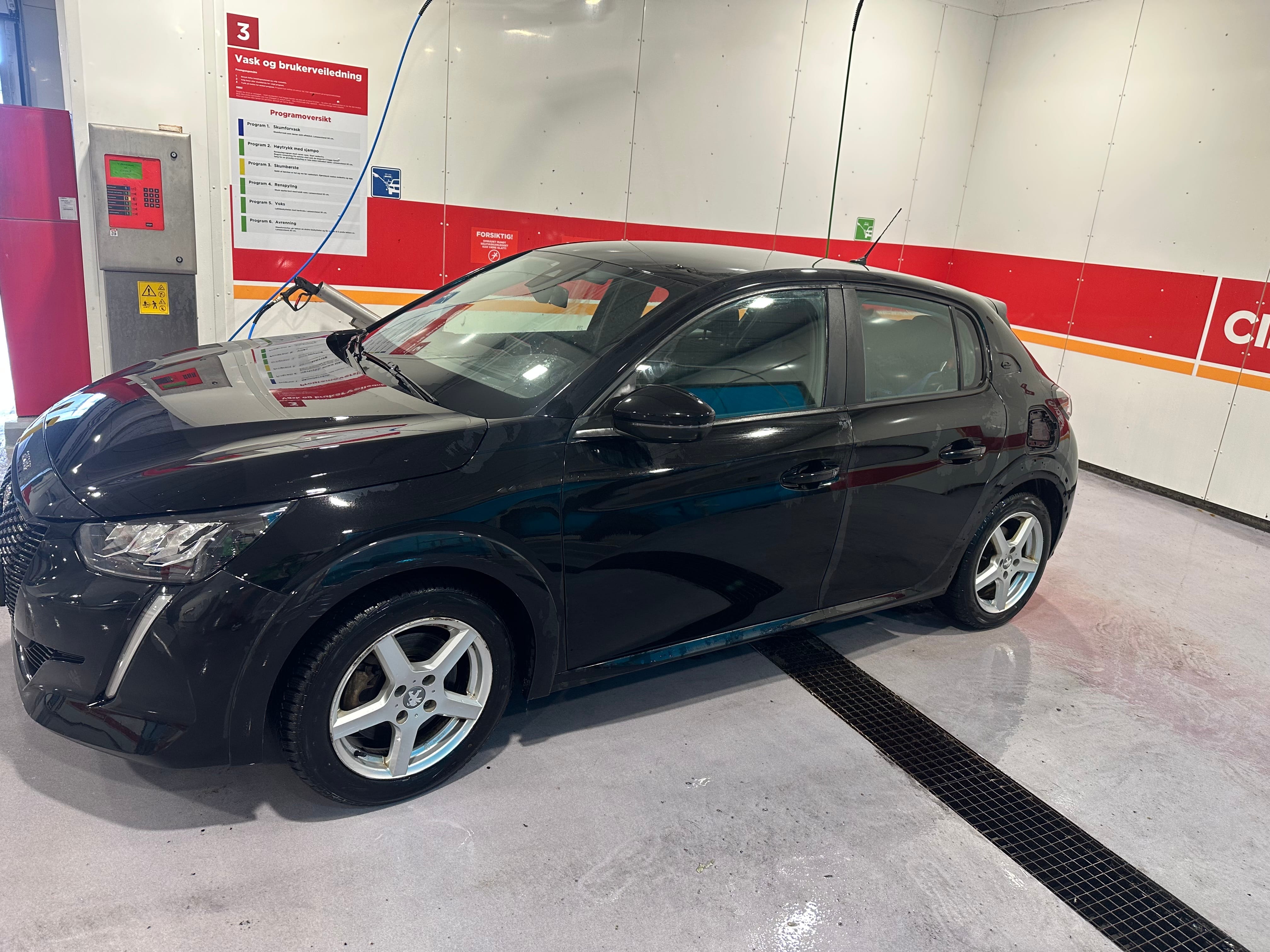 Peugeot 208 GTI med Aircondition