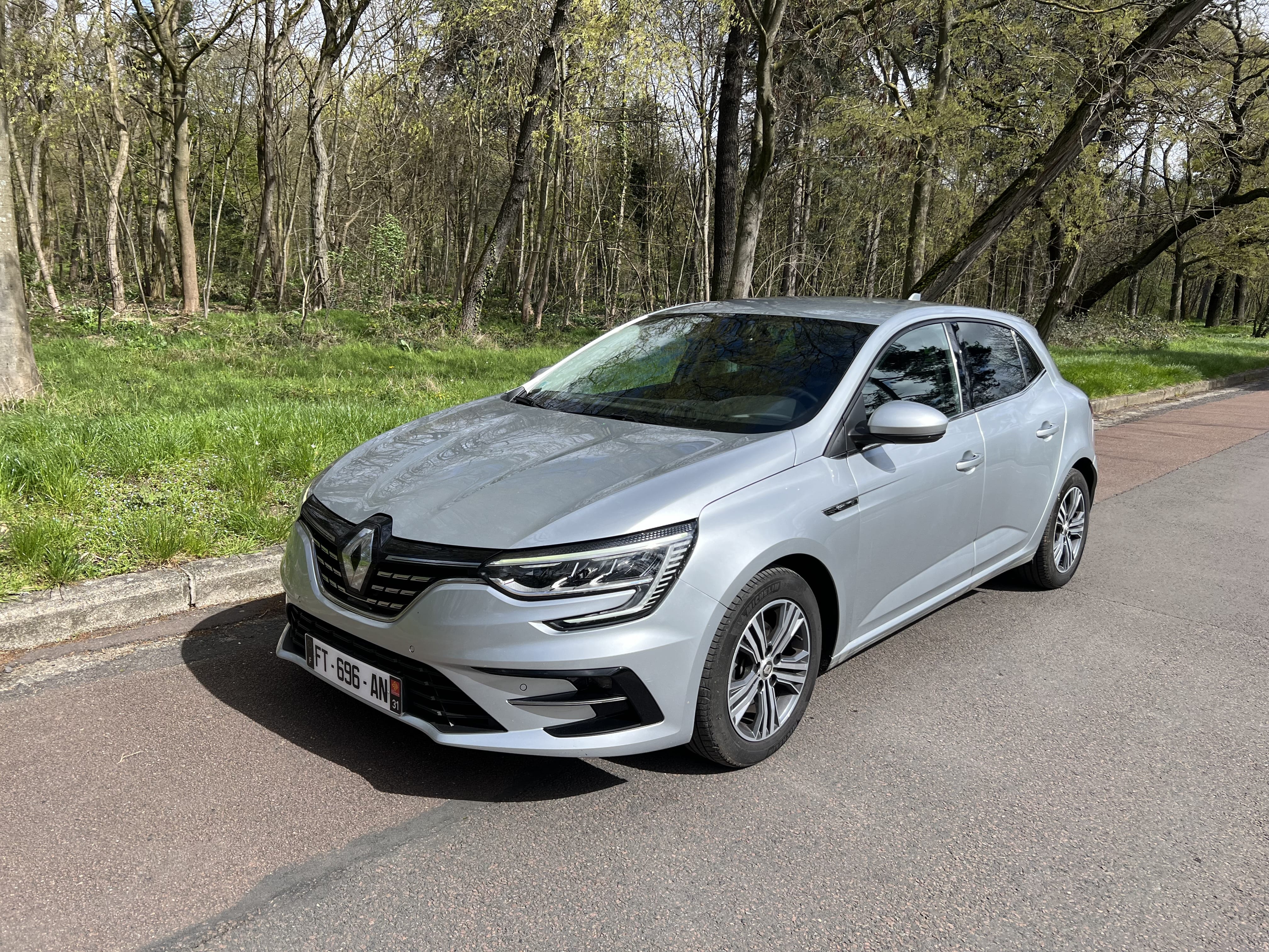 Renault Mégane 1.3 Tce 140 EDC7 Intens, 2020, Essence 95, automatisch