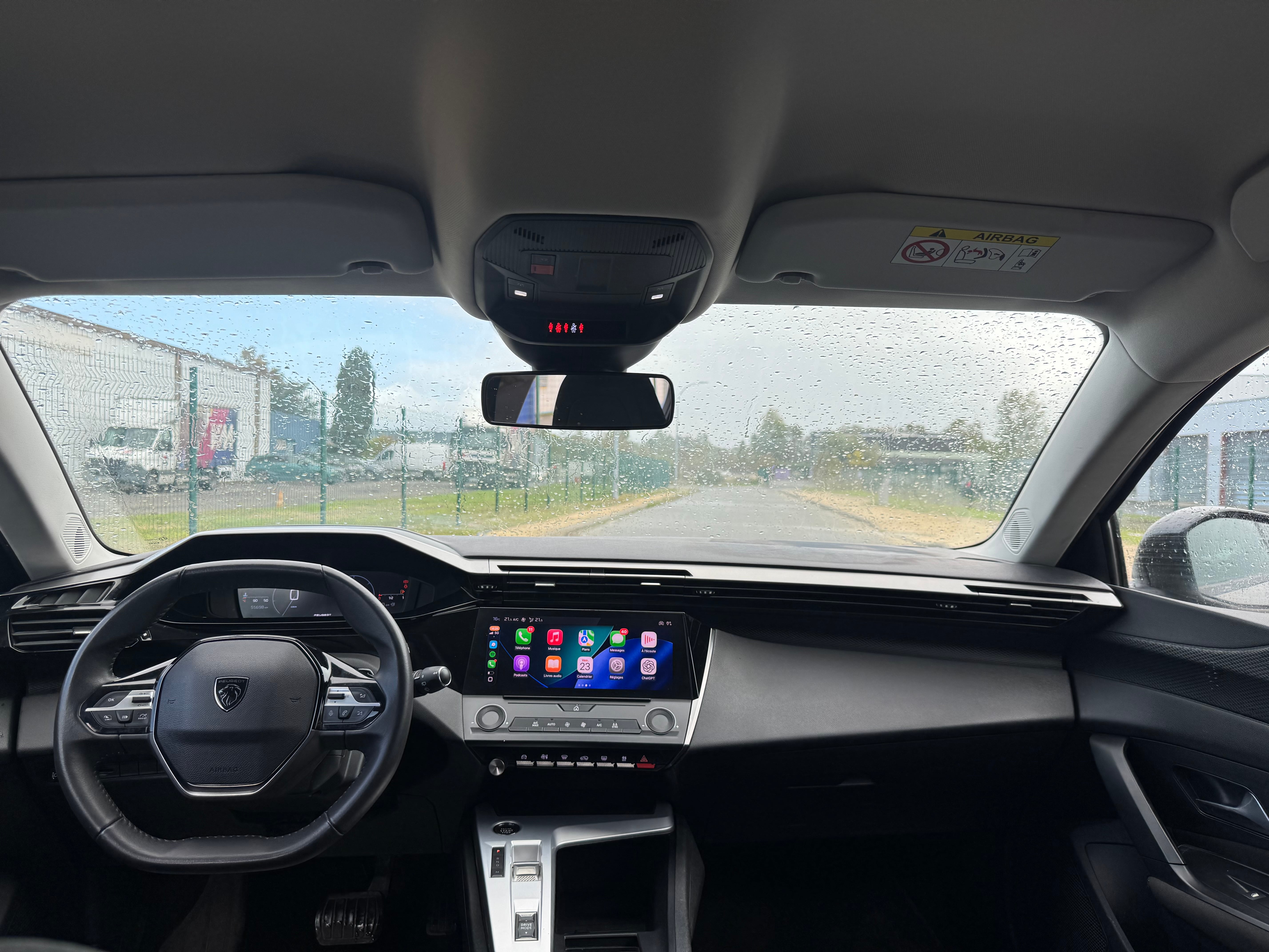 Peugeot 308 avec GPS