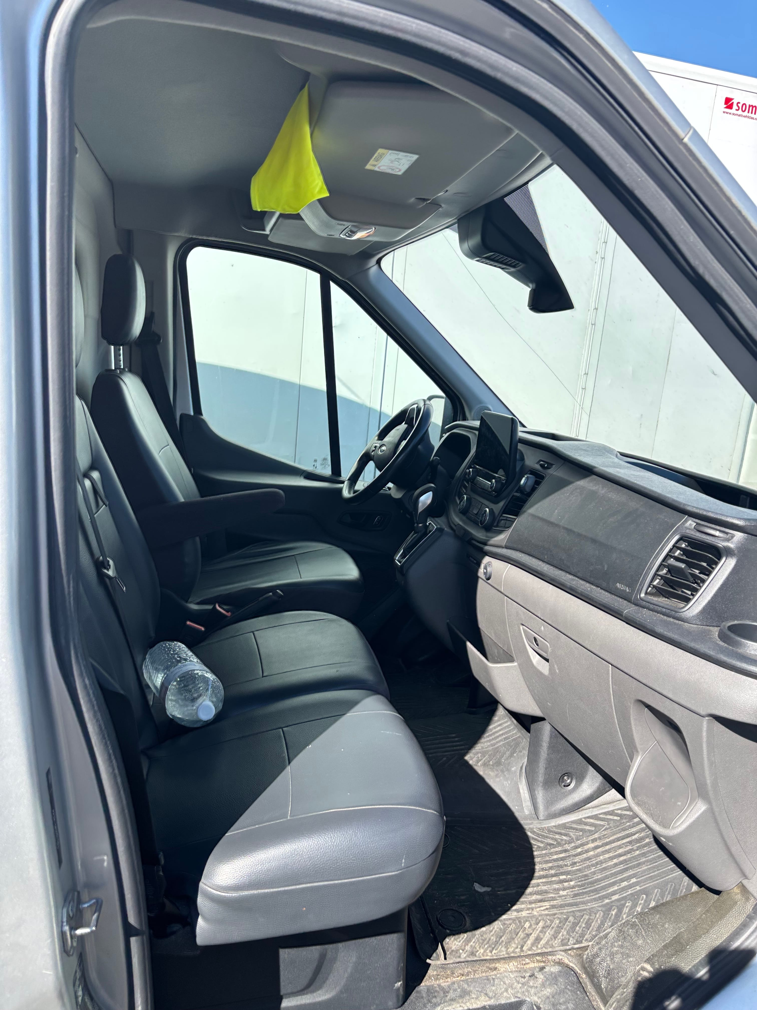 Ford Transit 350 XLT met Autoradio