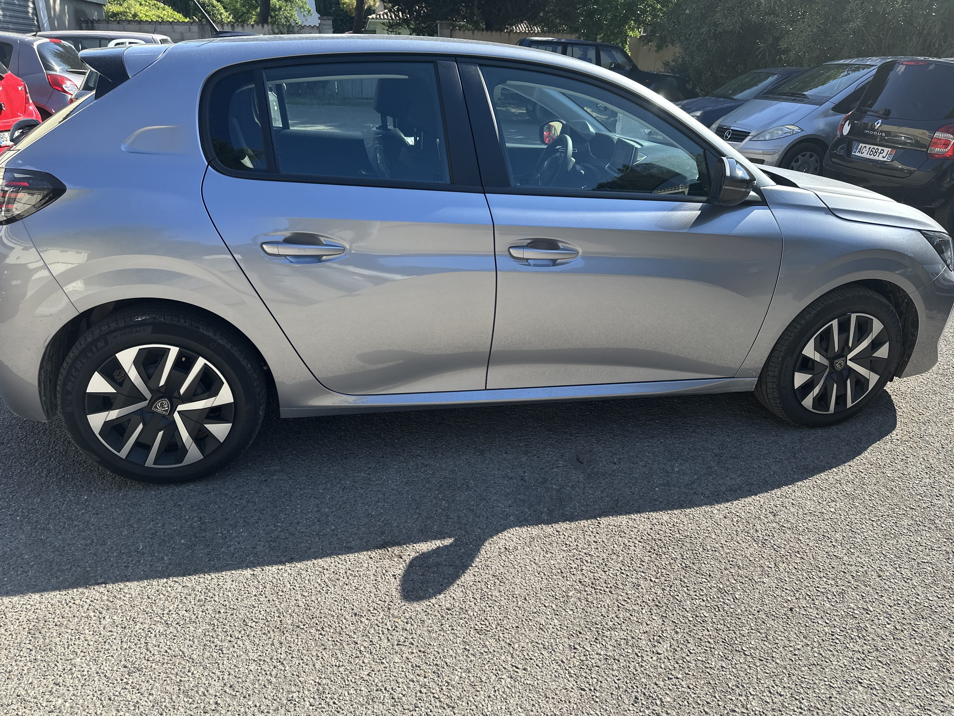 Peugeot 208 avec Android Auto