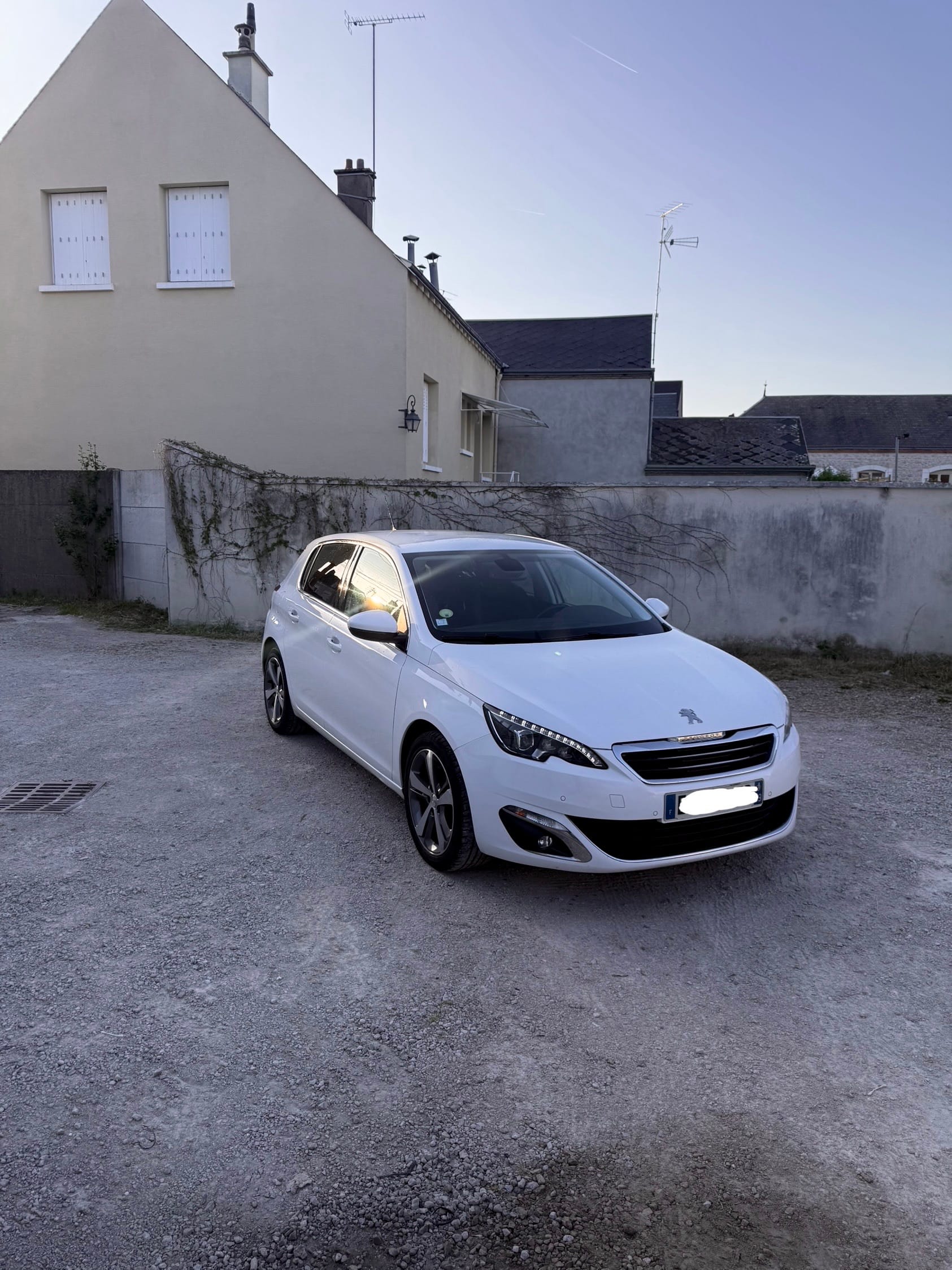 Peugeot 308 avec Climatisation