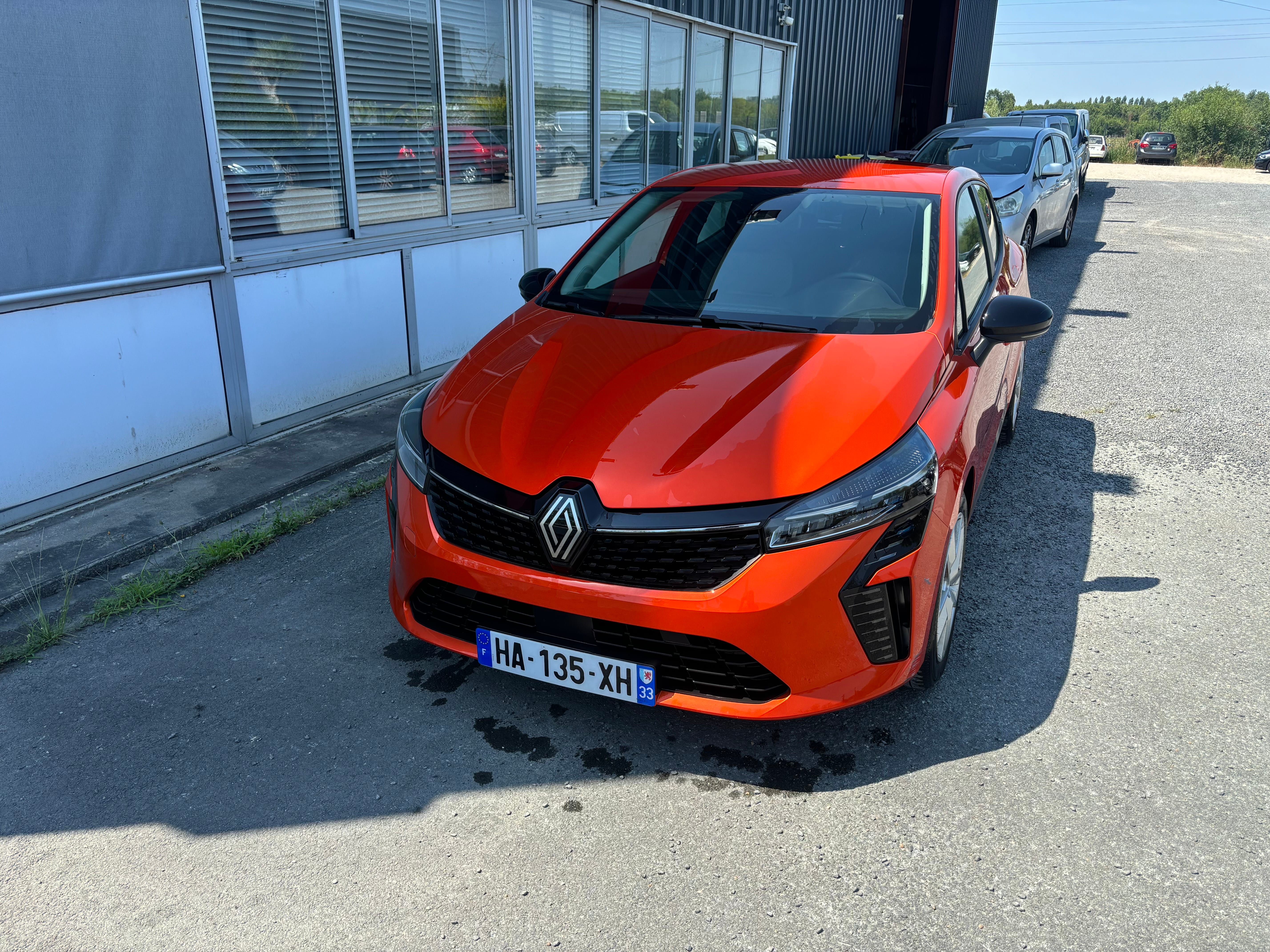 Renault Clio, 2024, Essence 95