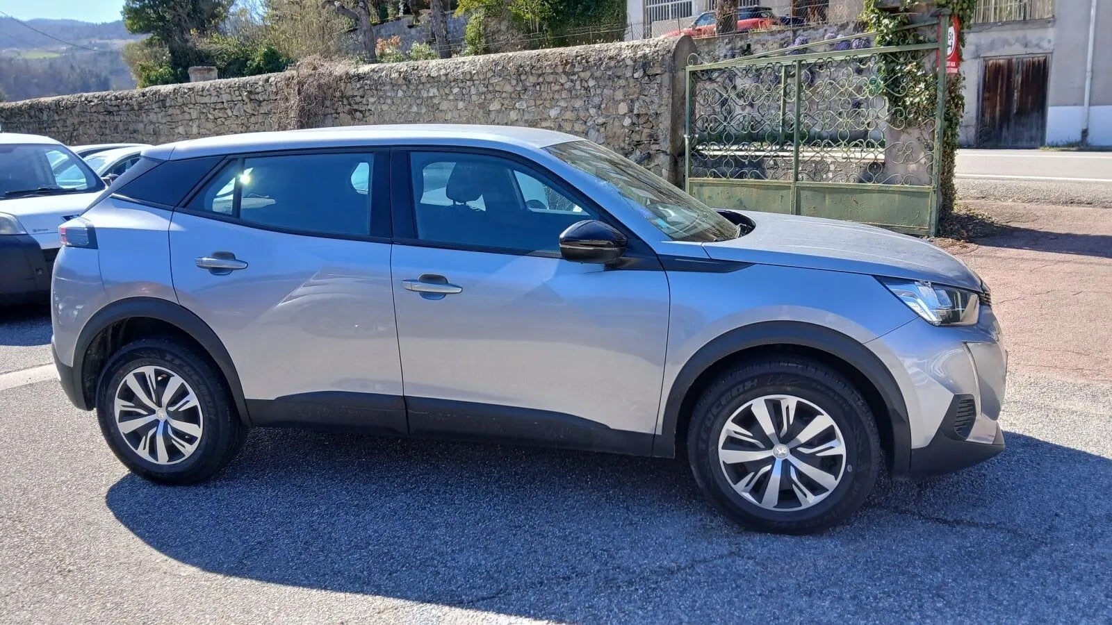 Peugeot 2008 avec Siège bébé