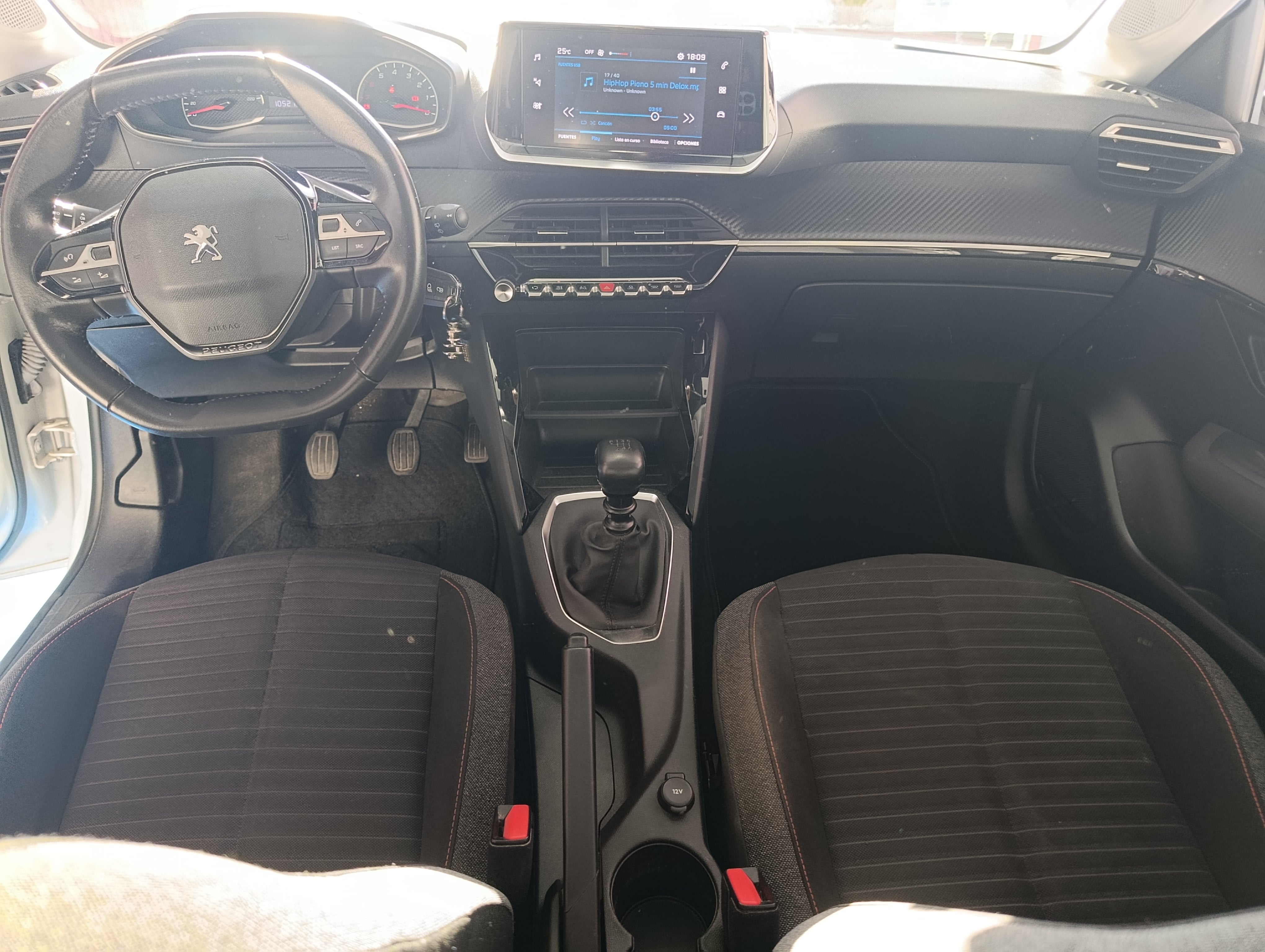 Peugeot 208 met GPS