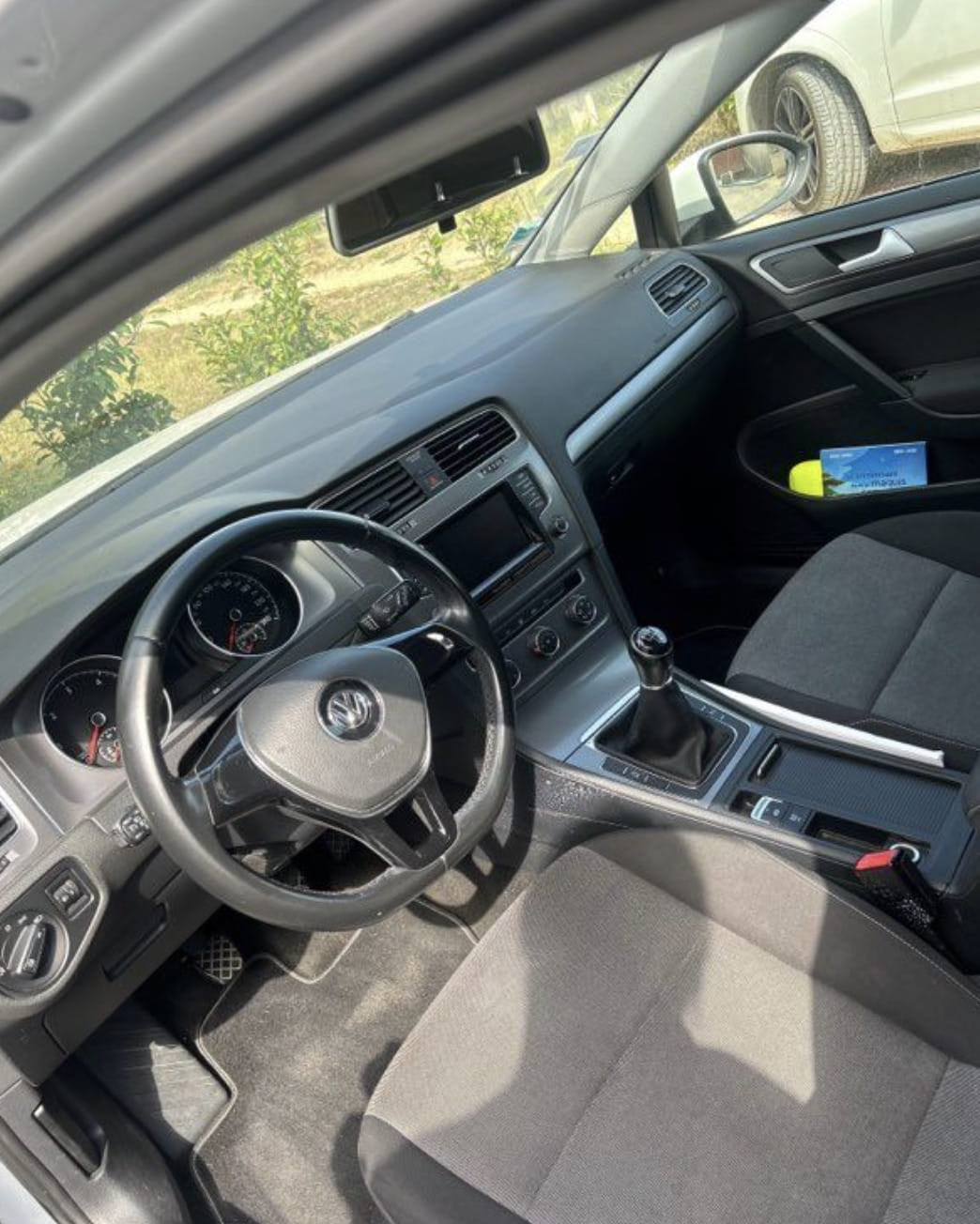 Volkswagen Golf avec Climatisation