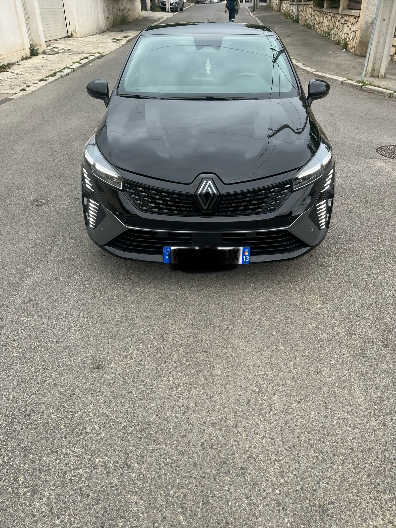 Renault Clio E-tech, 2024, Essence 98 / Eléctrico (híbrido), Automático