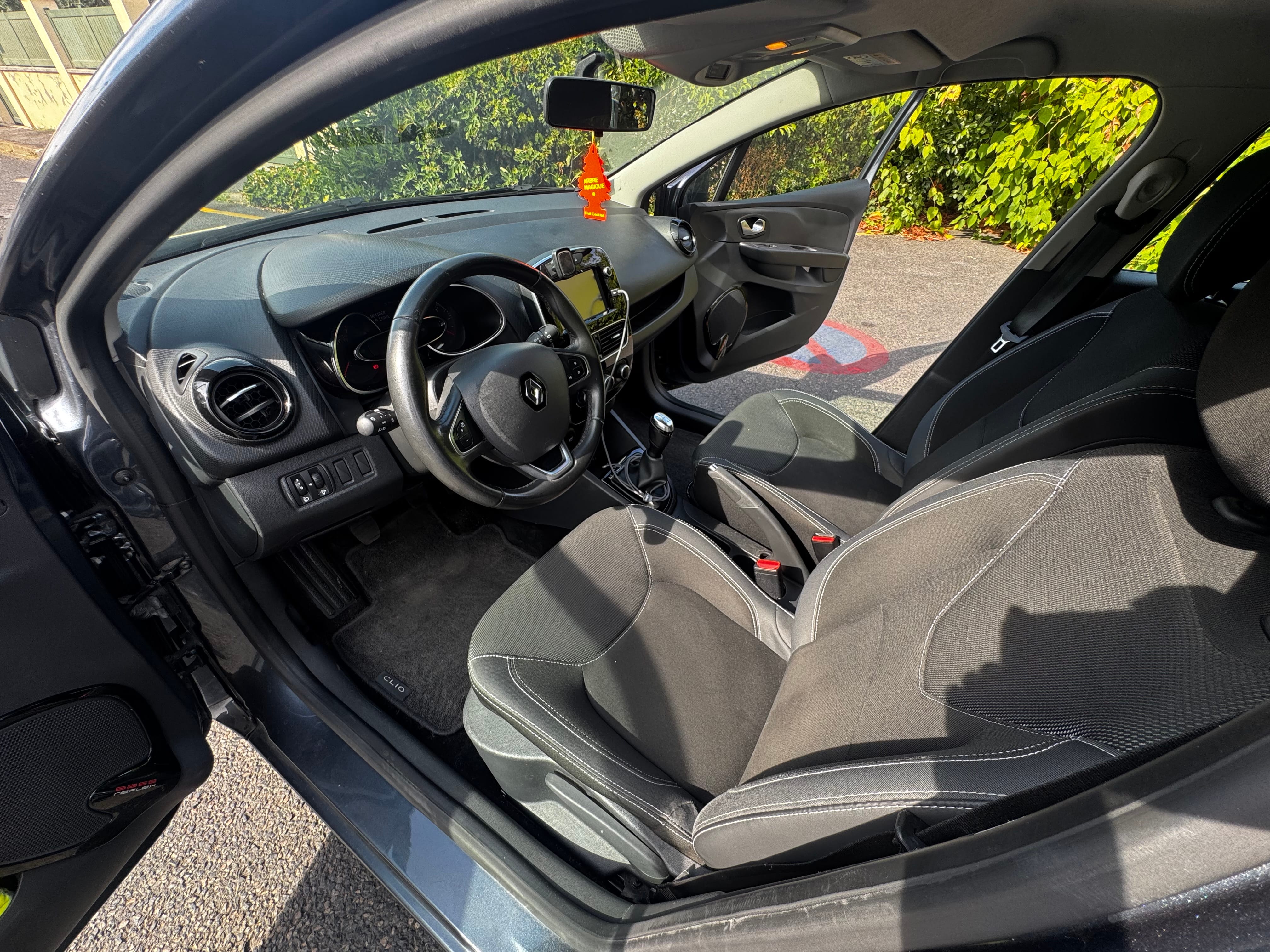Renault Clio avec Régulateur de vitesse
