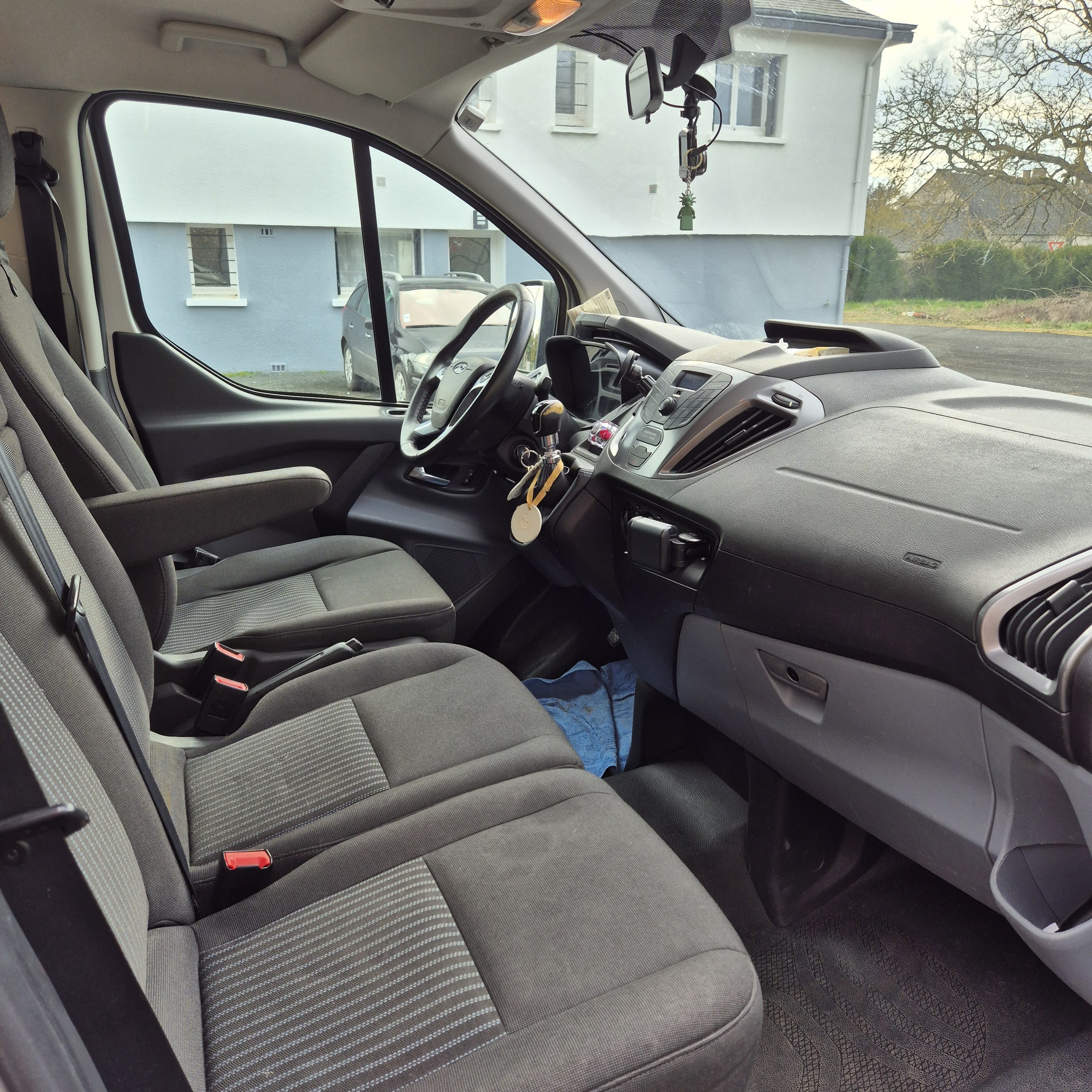 Ford Transit Custom Kombi 2.2 avec Dashcam