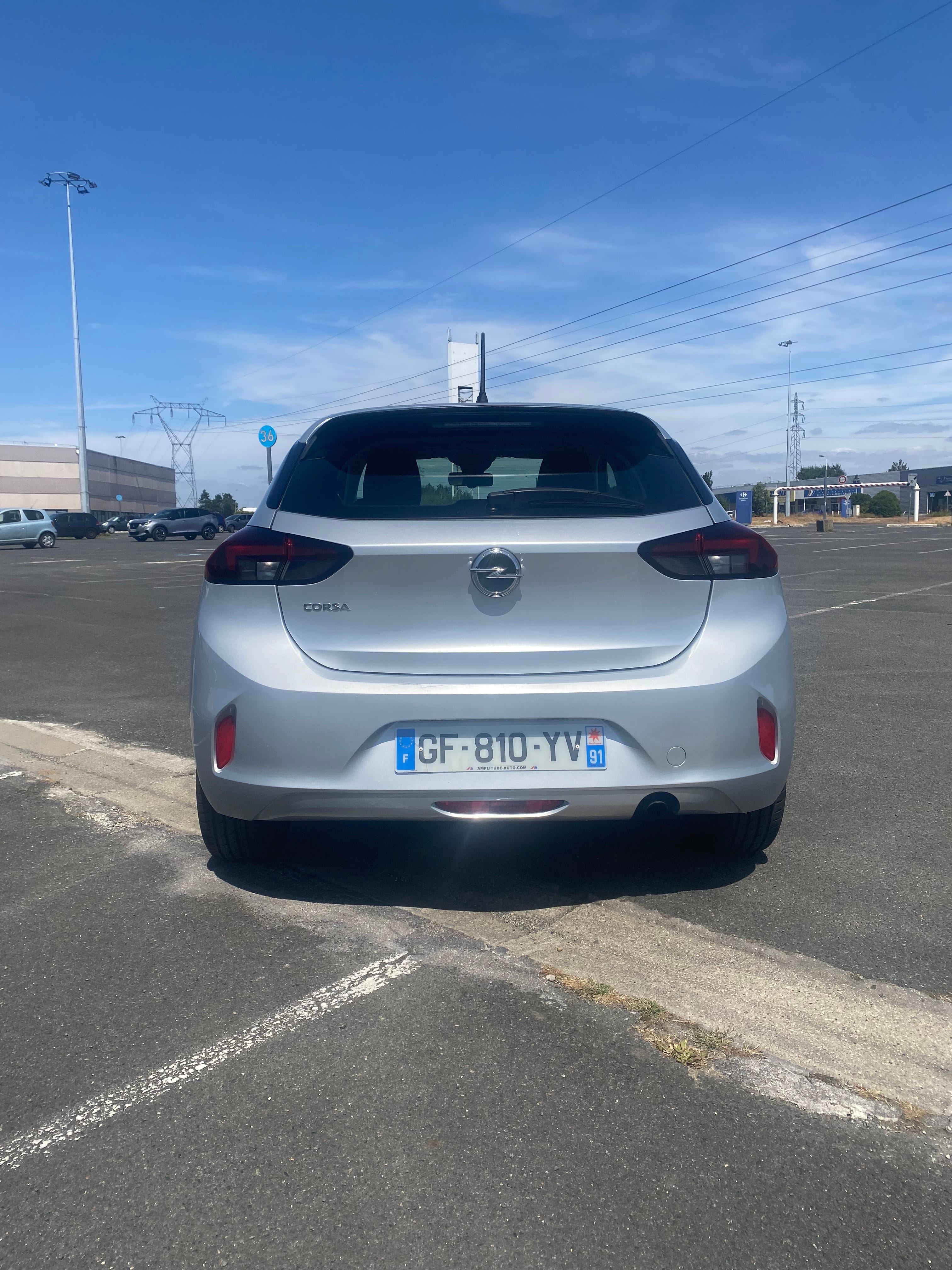 Opel Corsa avec Apple CarPlay