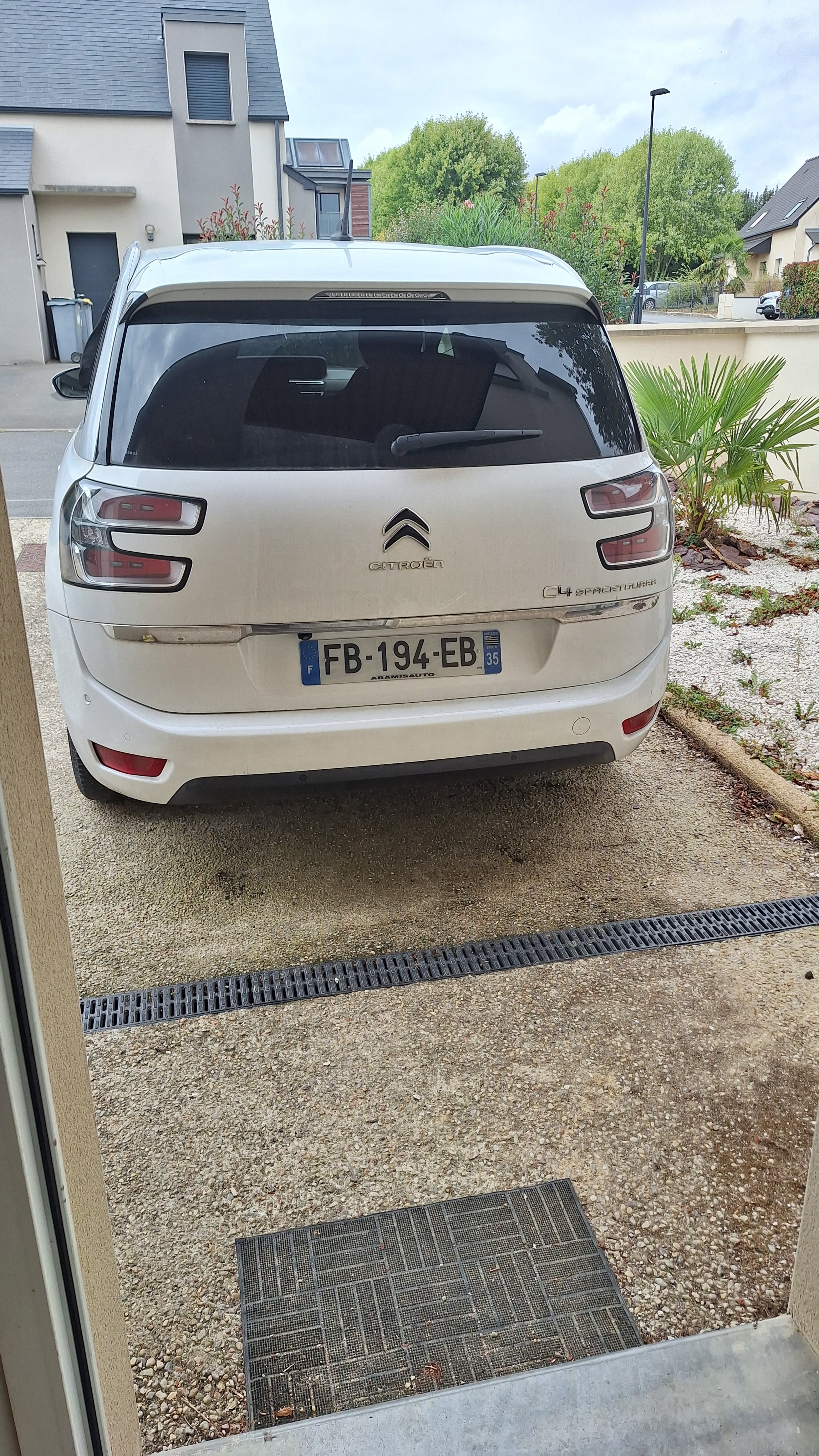 Citroen C4 Grand Spacetourer avec Climatisation