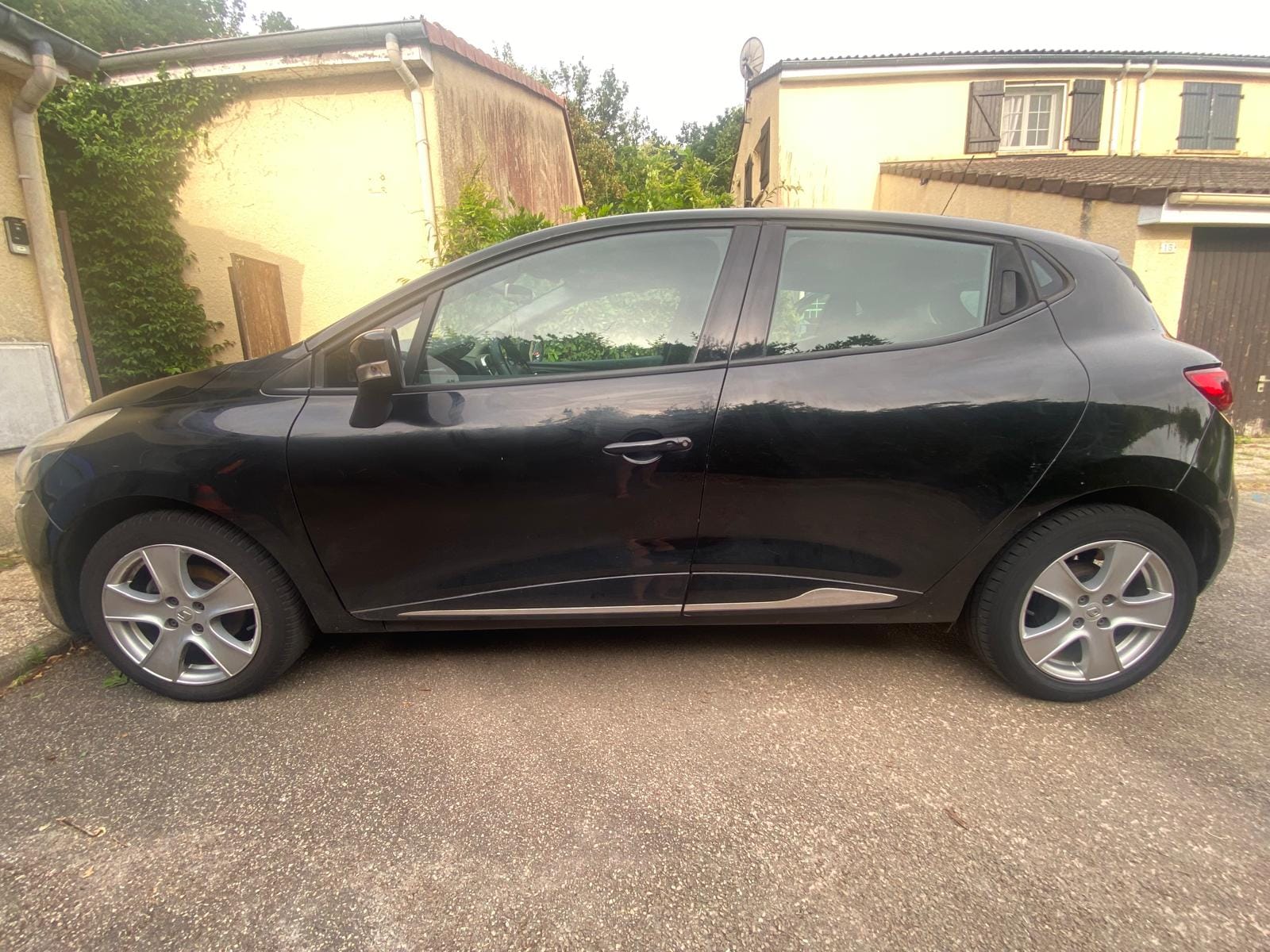 Renault Clio avec Climatisation