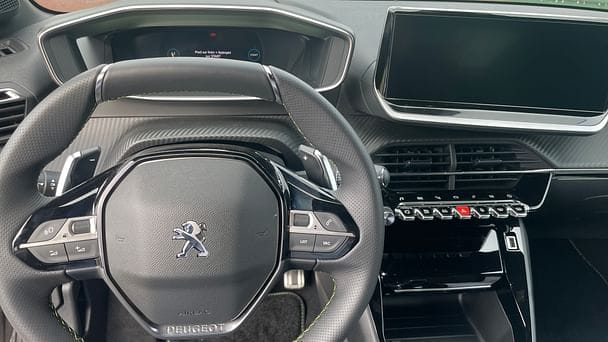 Peugeot 208 avec Régulateur de vitesse