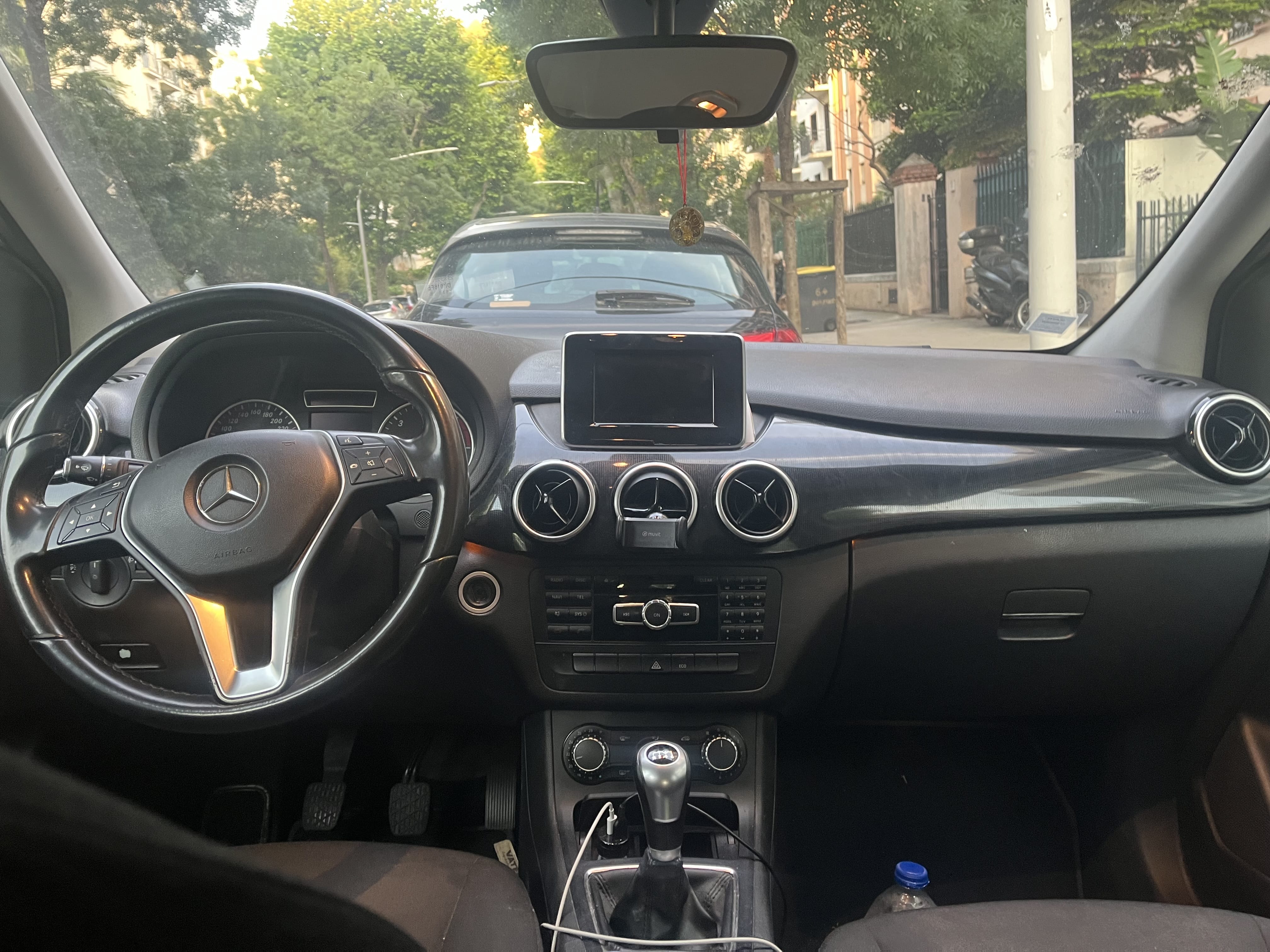 Mercedes-Benz Classe B avec Port USB