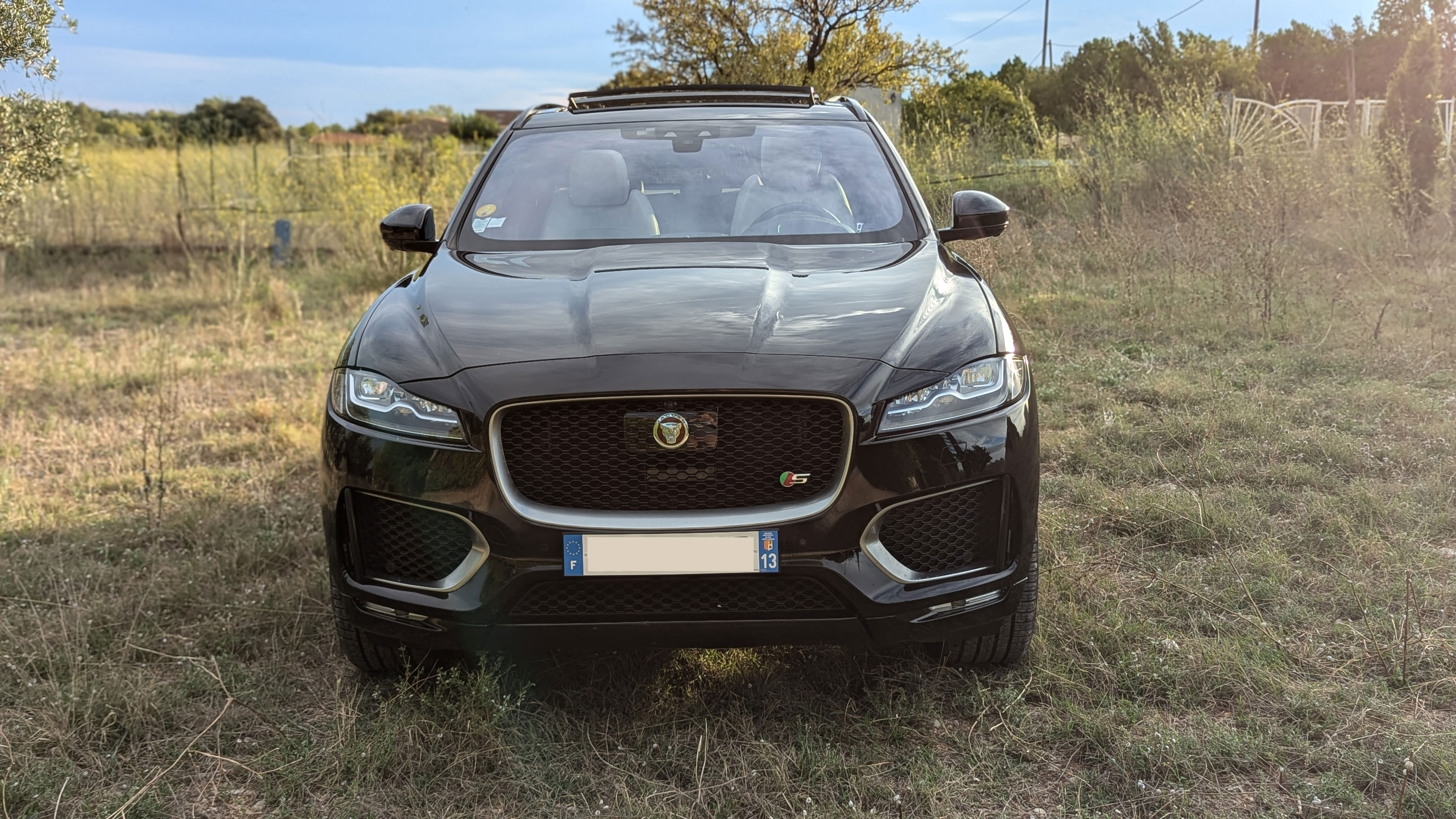 Jaguar F-Pace S 3.0D 300 CH Black edition avec Siège bébé